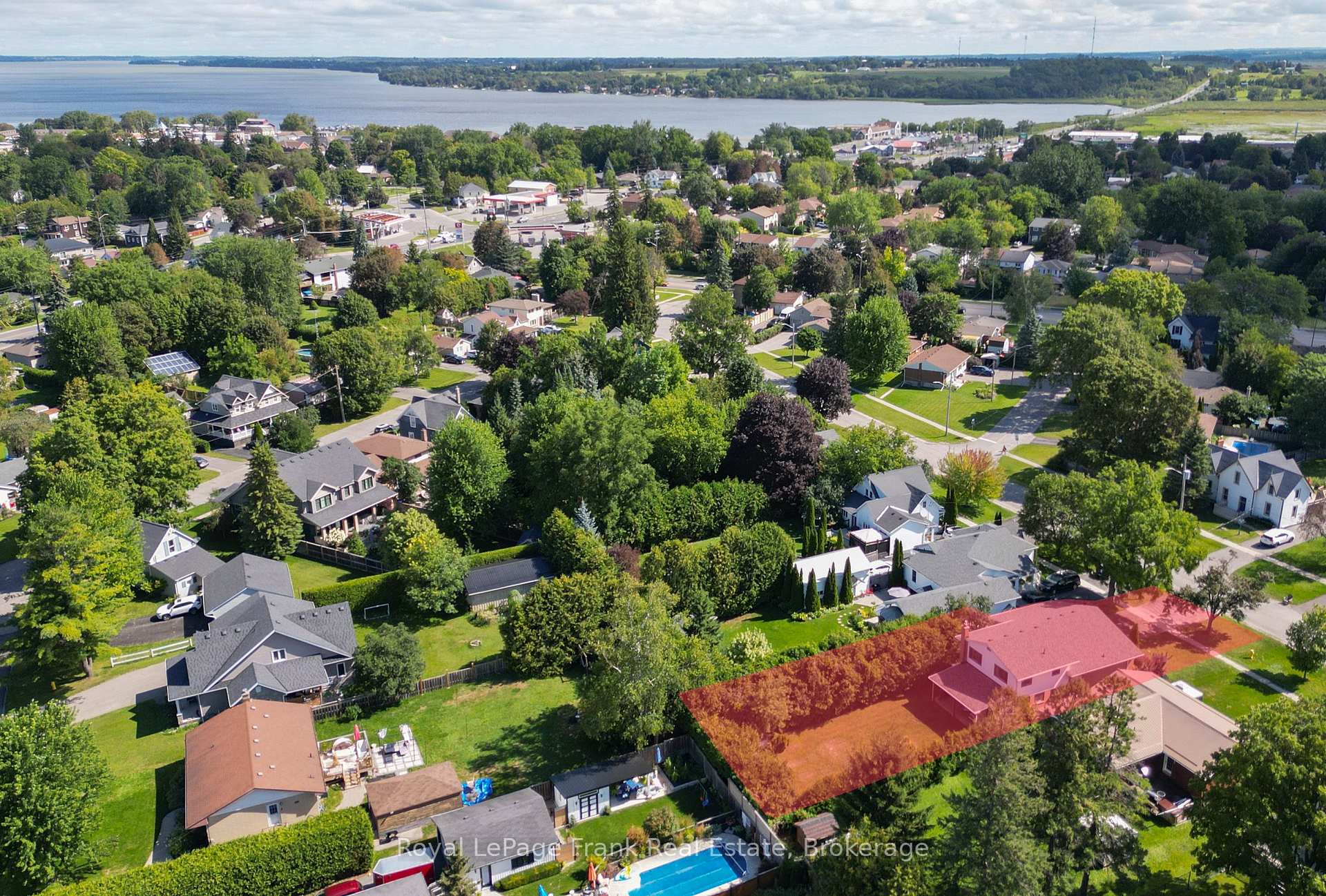 Photo 3 of 82 Union Avenue, Scugog, Port Perry — HOMEH
