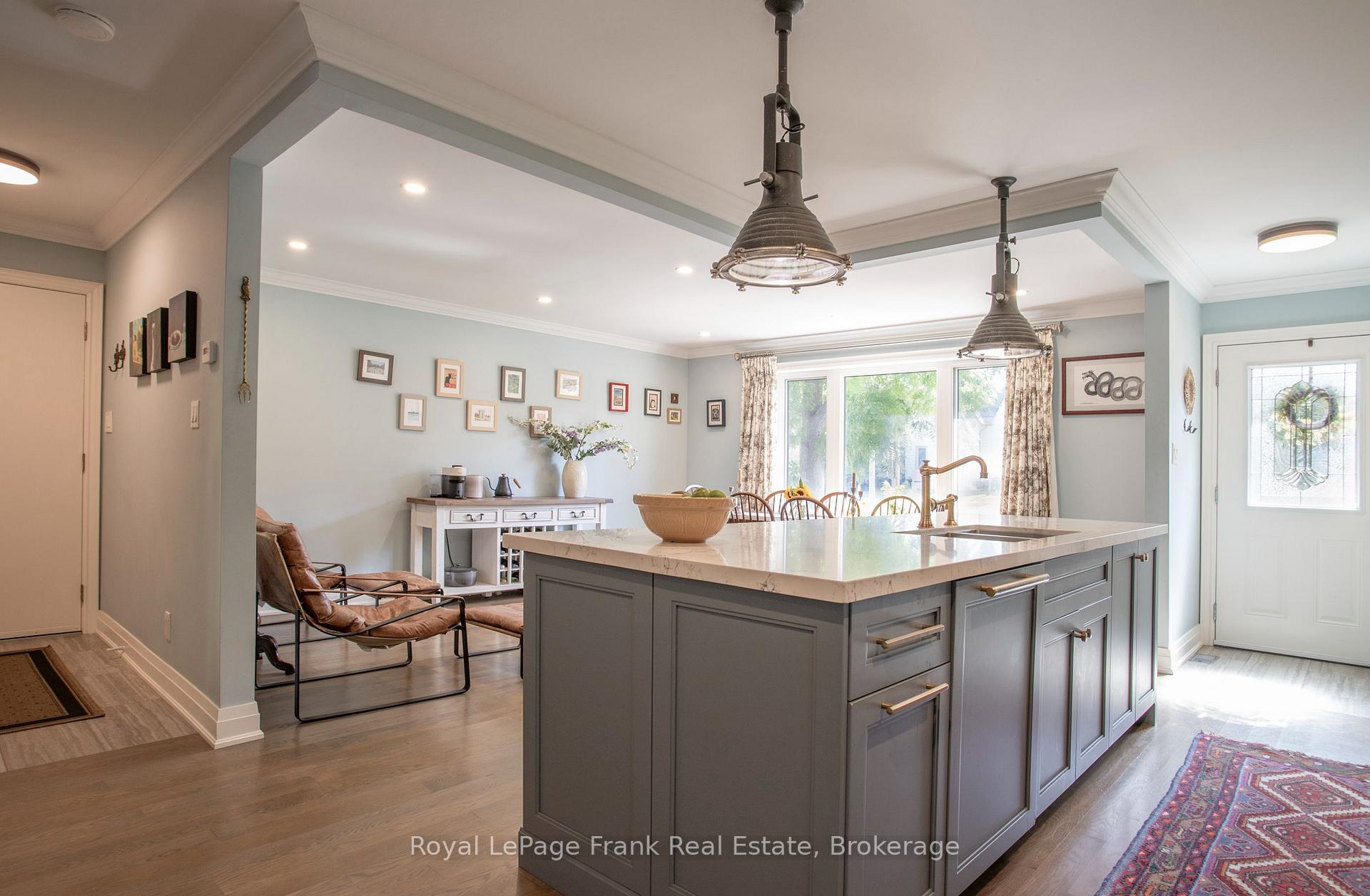 Photo 16 of 82 Union Avenue, Scugog, Port Perry — HOMEH