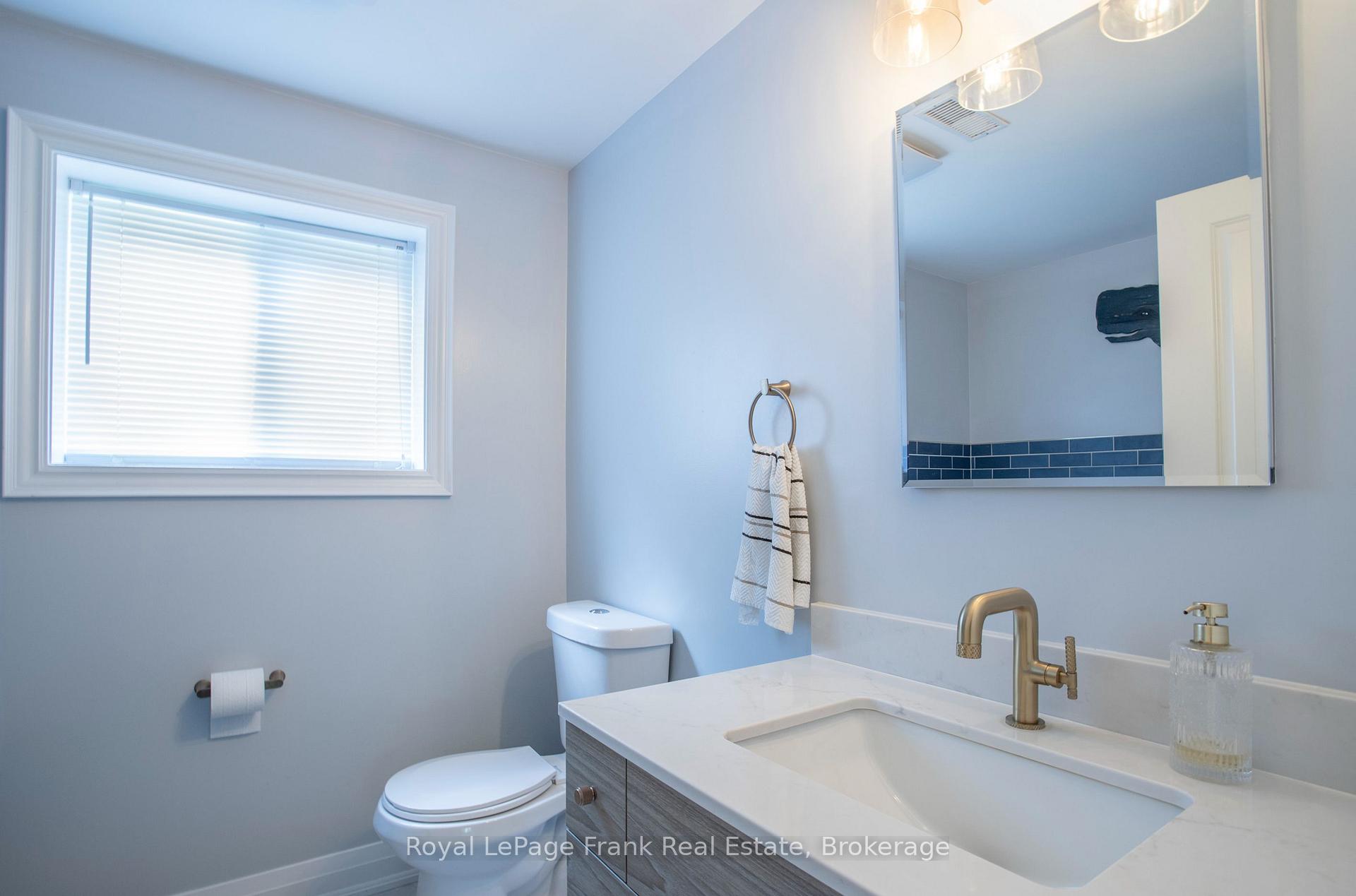 Photo 33 of 82 Union Avenue, Scugog, Port Perry — HOMEH