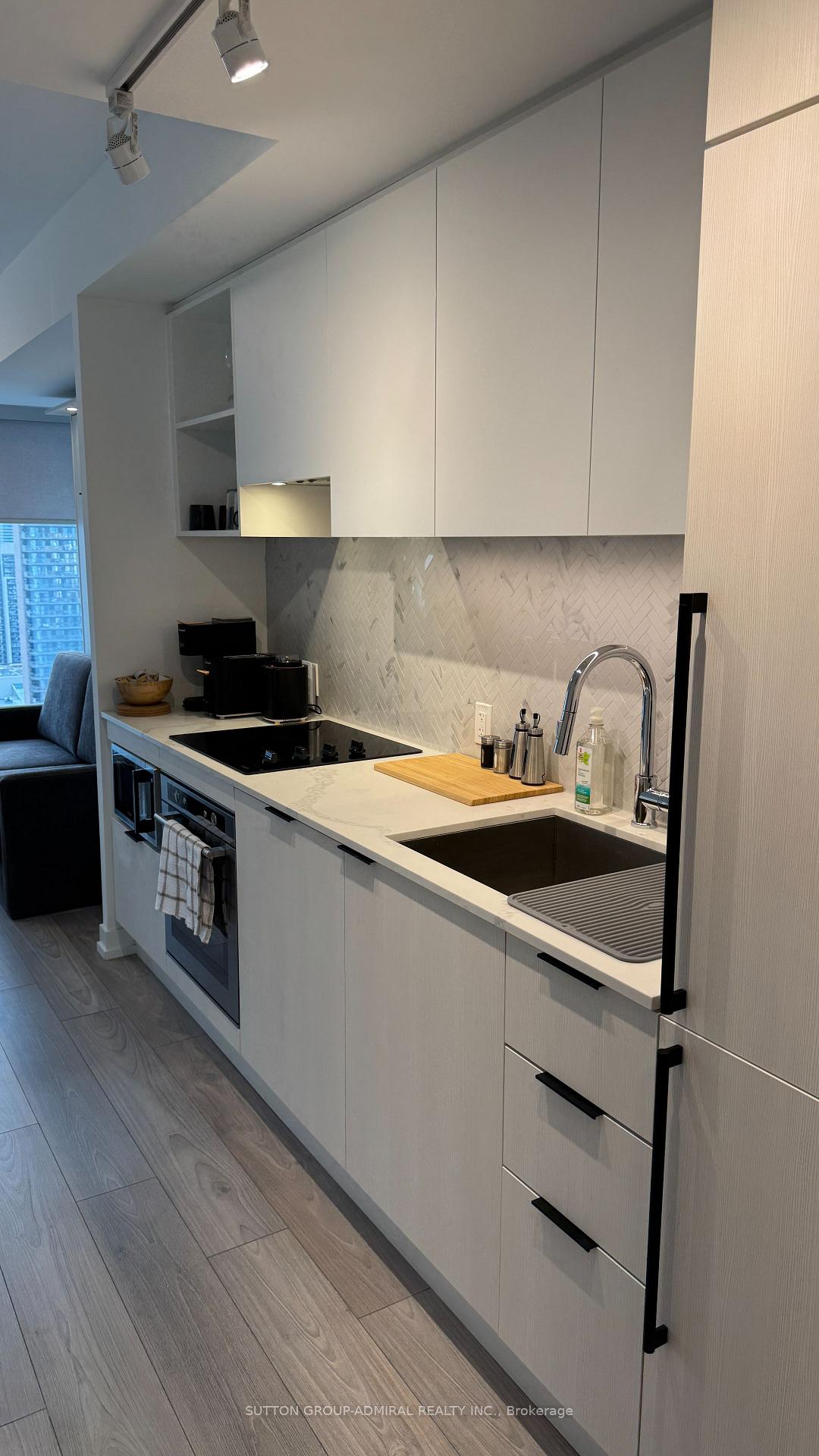 Photo 11 of Unit 3711, 82 Dalhousie Street, Toronto, Church-Yonge Corridor — HOMEH