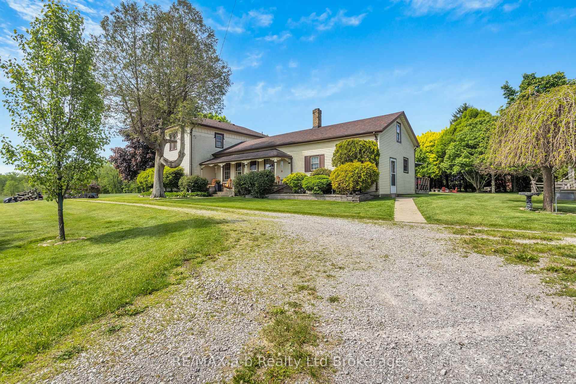 Photo of 1813 Norfolk County 19 Road W