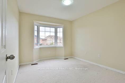 Photo 10 of 36 Twin Hill Crescent, Vaughan, Vellore Village — HOMEH