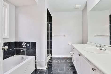 Photo 13 of 36 Twin Hill Crescent, Vaughan, Vellore Village — HOMEH