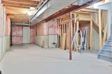 Photo 15 of 36 Twin Hill Crescent, Vaughan, Vellore Village — HOMEH