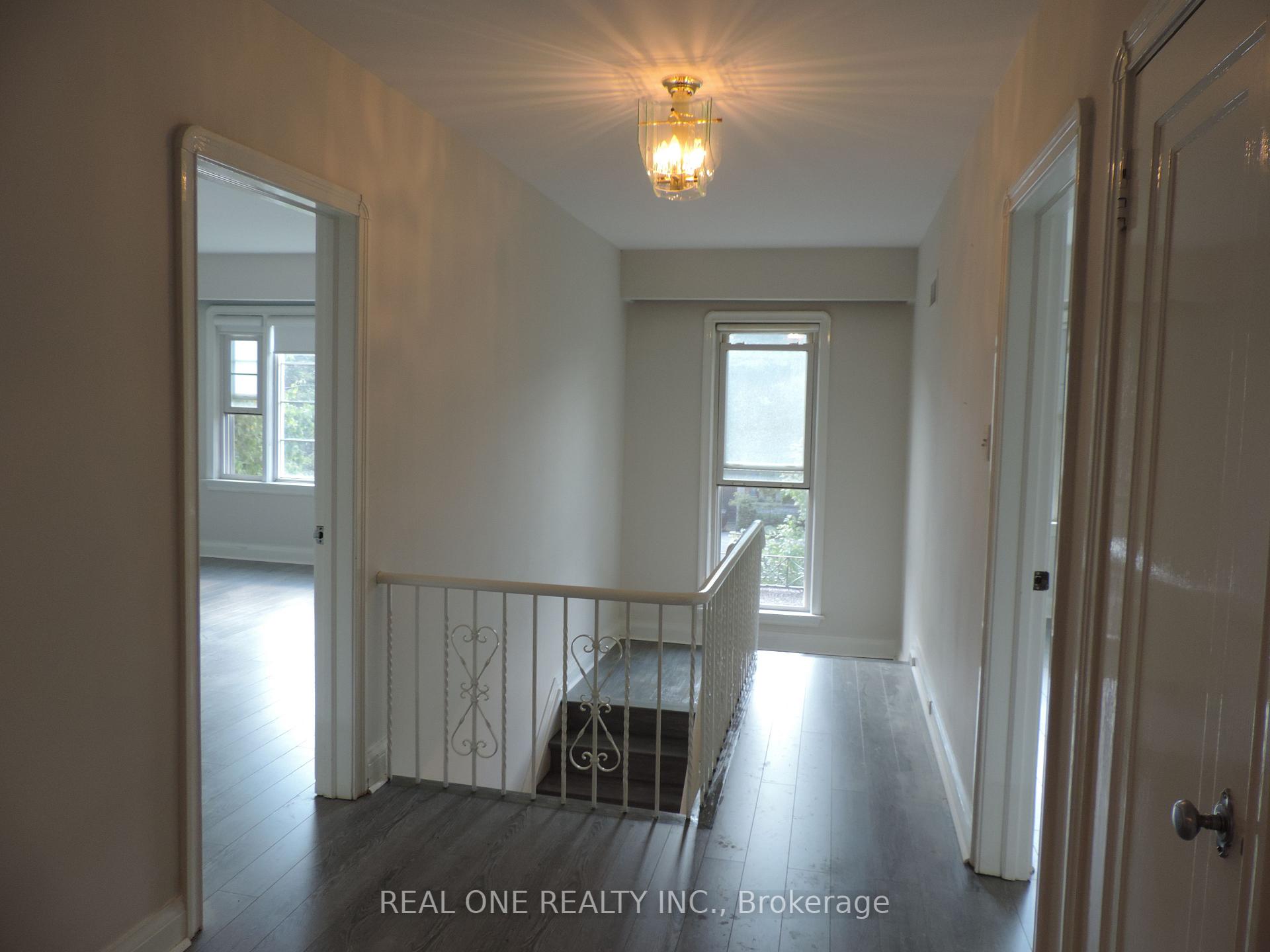 Photo 9 of 616 Briar Hill Avenue, Toronto, Forest Hill North — HOMEH