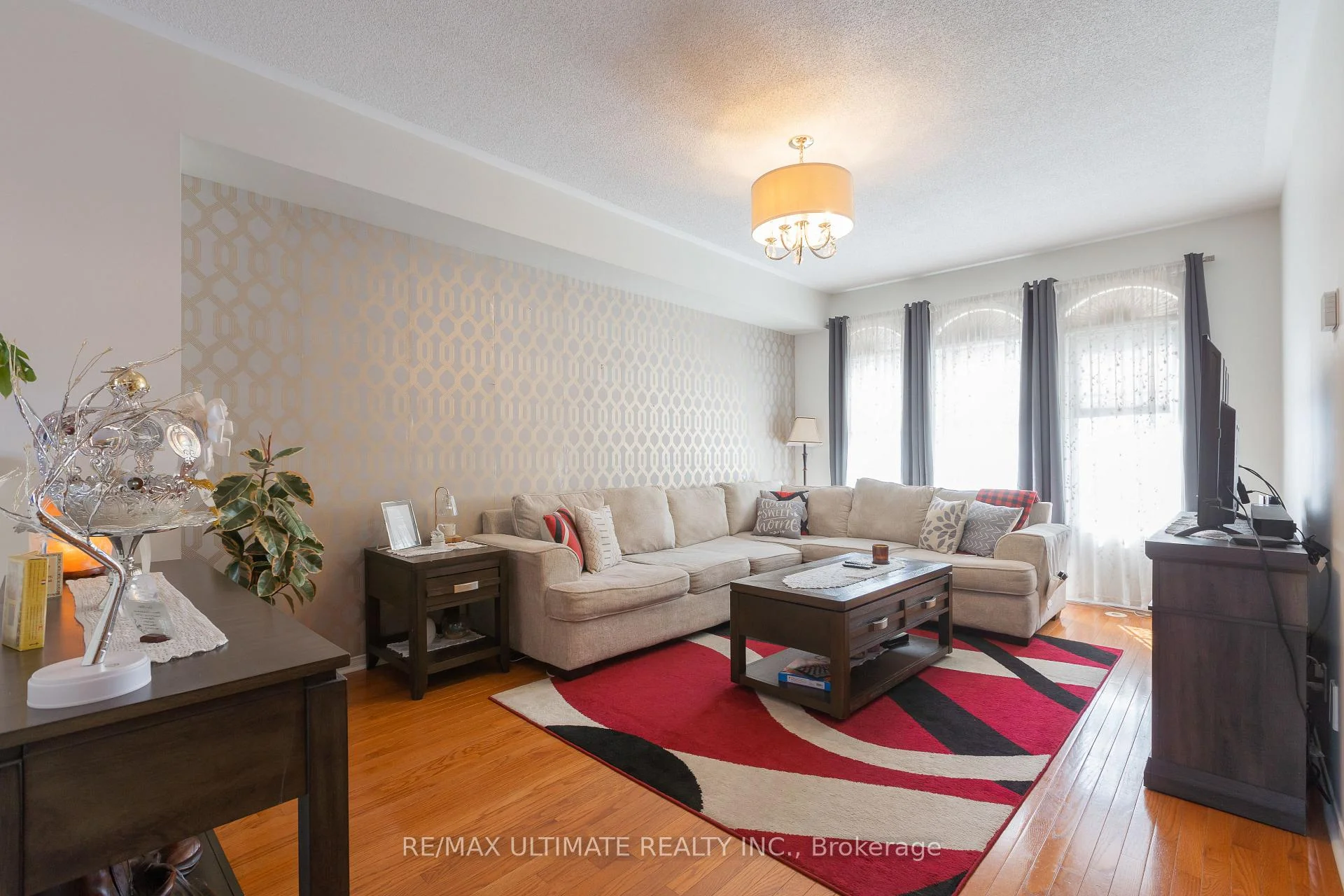 Photo 7 of 6560 Opera Glass Crescent, Mississauga, Meadowvale Village — HOMEH