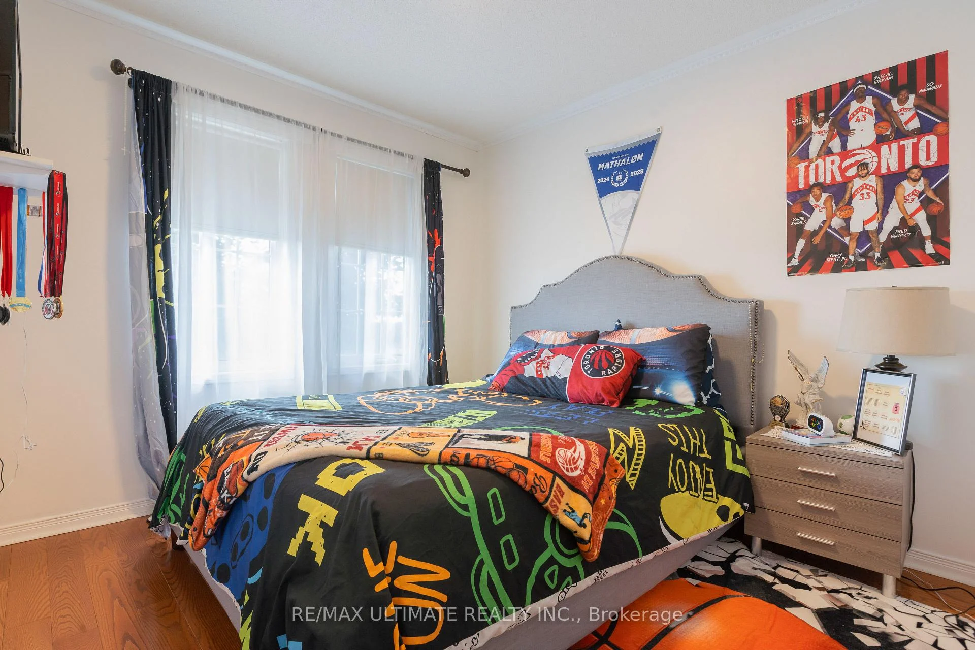 Photo 20 of 6560 Opera Glass Crescent, Mississauga, Meadowvale Village — HOMEH
