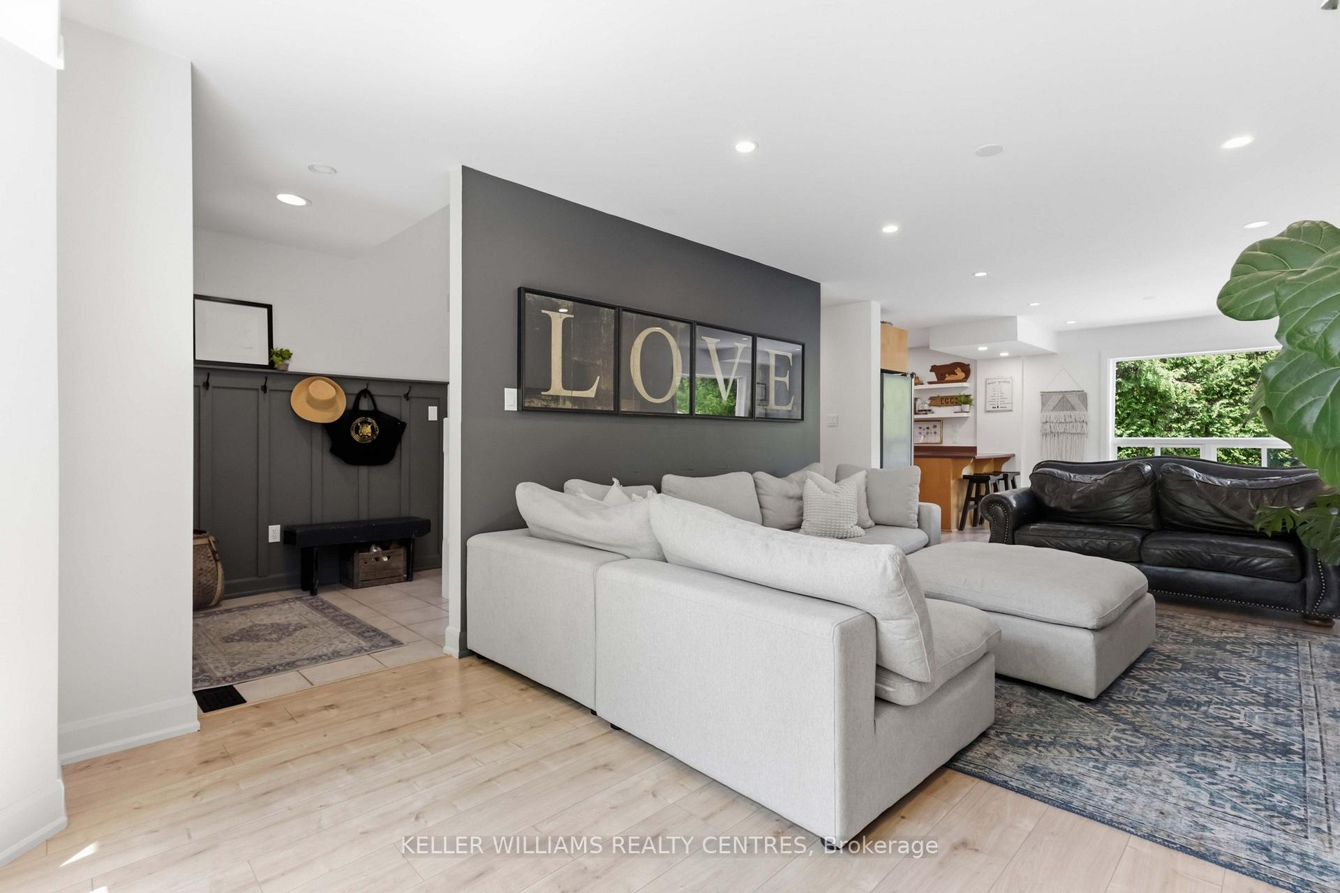 Photo 6 of 14 Centro Court, Georgina, Historic Lakeshore Communities — HOMEH
