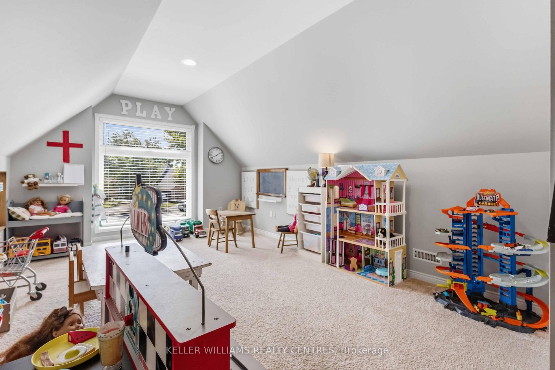 Photo 25 of 14 Centro Court, Georgina, Historic Lakeshore Communities — HOMEH