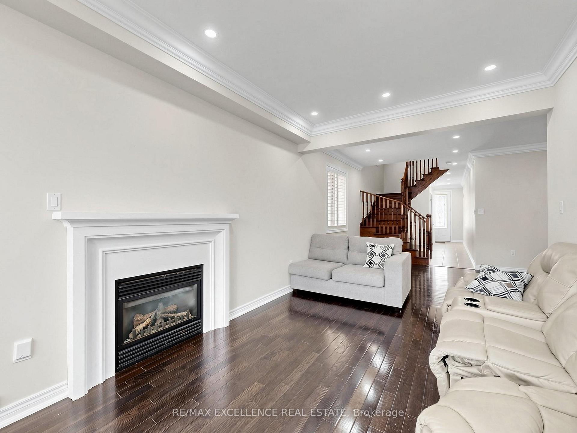 Photo 8 of 61 Campwood Crescent, Brampton, Bram East — HOMEH