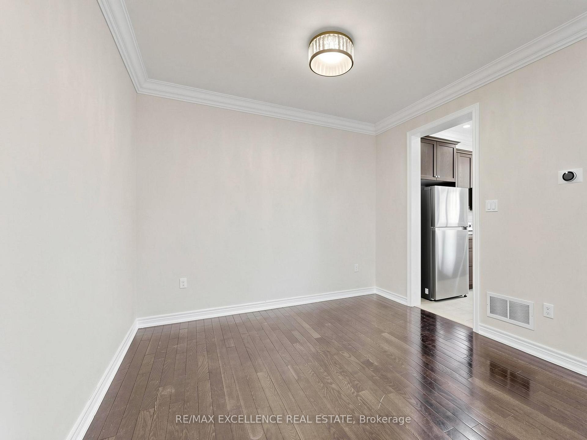 Photo 9 of 61 Campwood Crescent, Brampton, Bram East — HOMEH