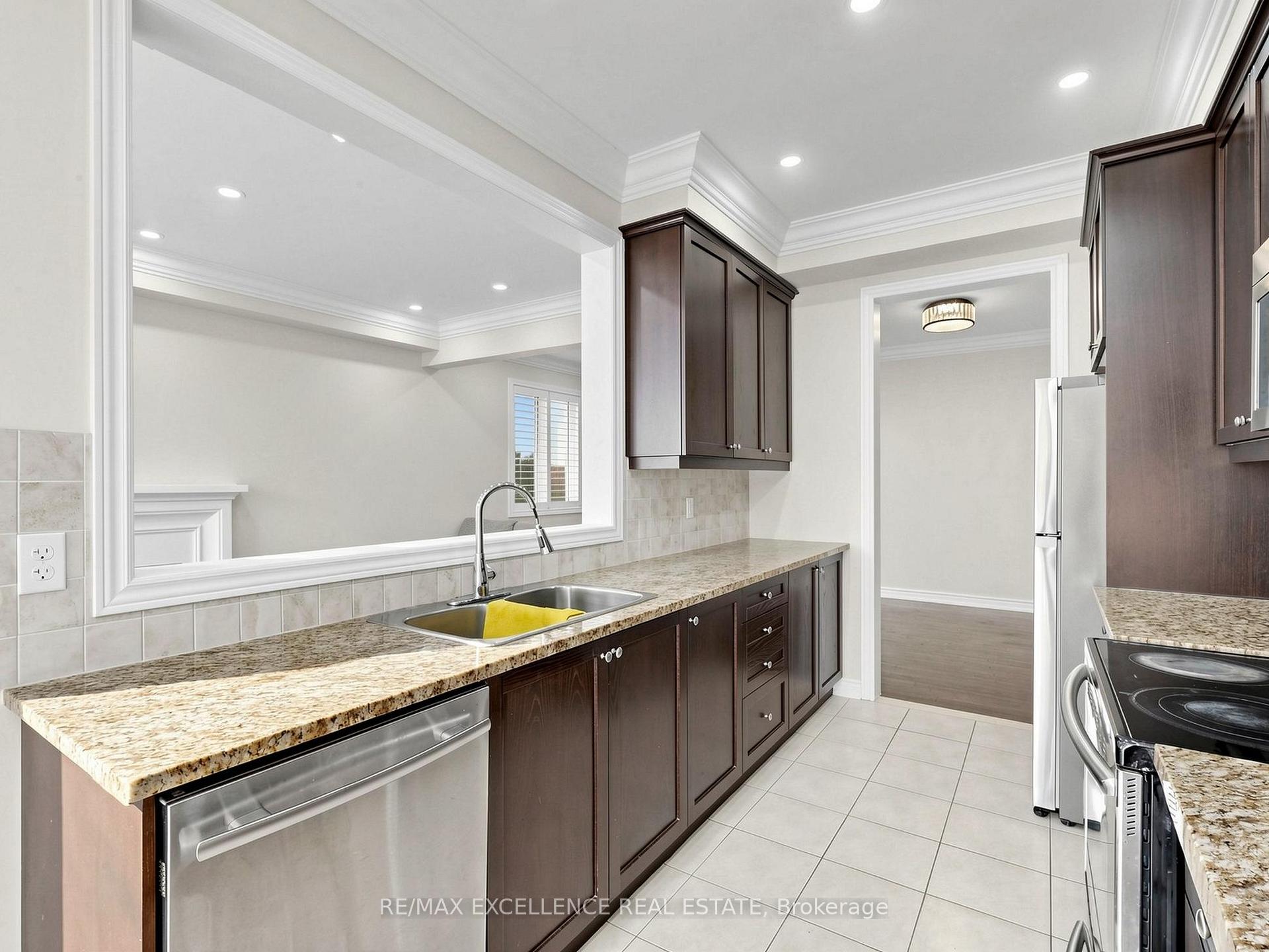 Photo 14 of 61 Campwood Crescent, Brampton, Bram East — HOMEH