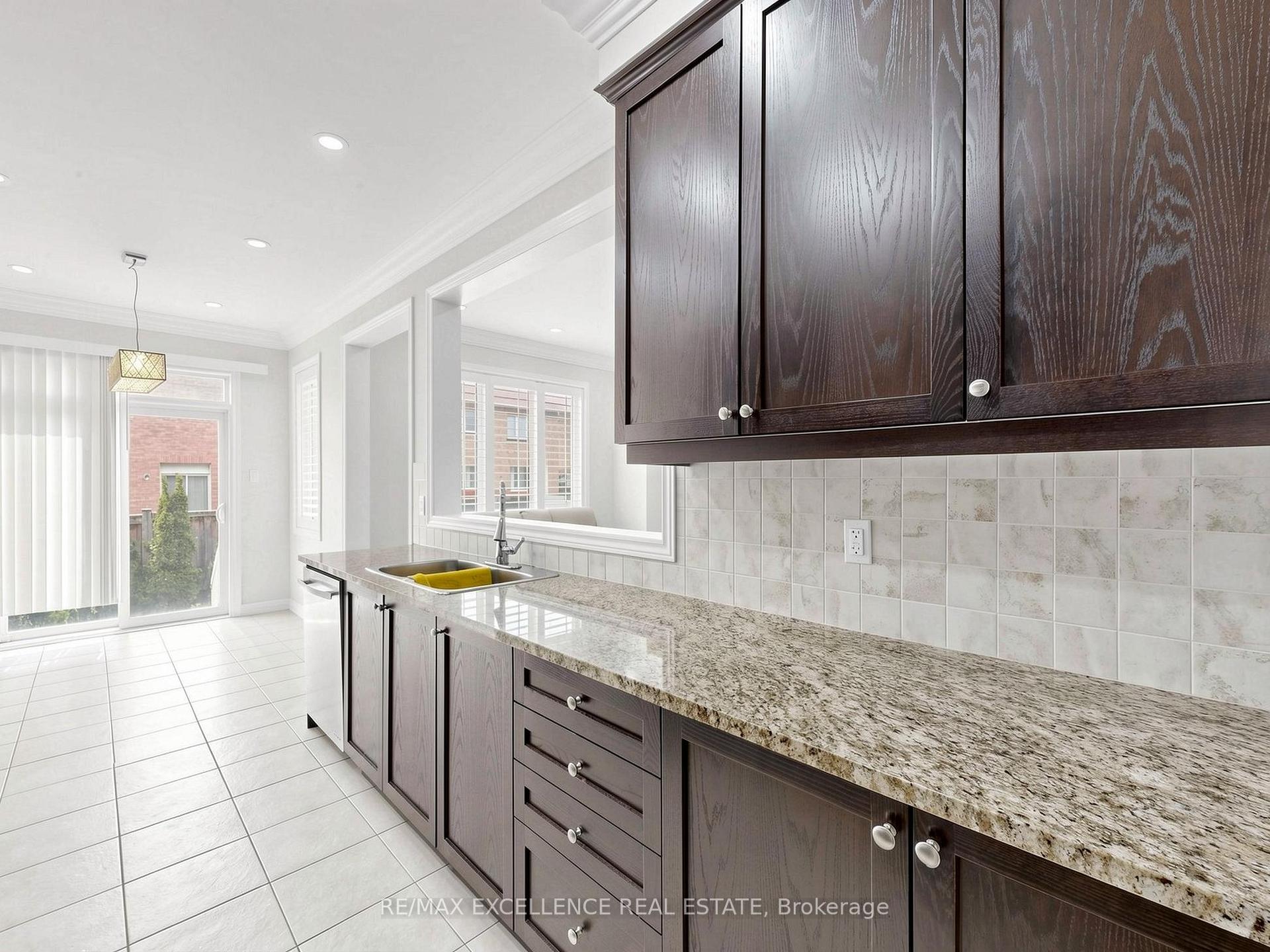Photo 15 of 61 Campwood Crescent, Brampton, Bram East — HOMEH