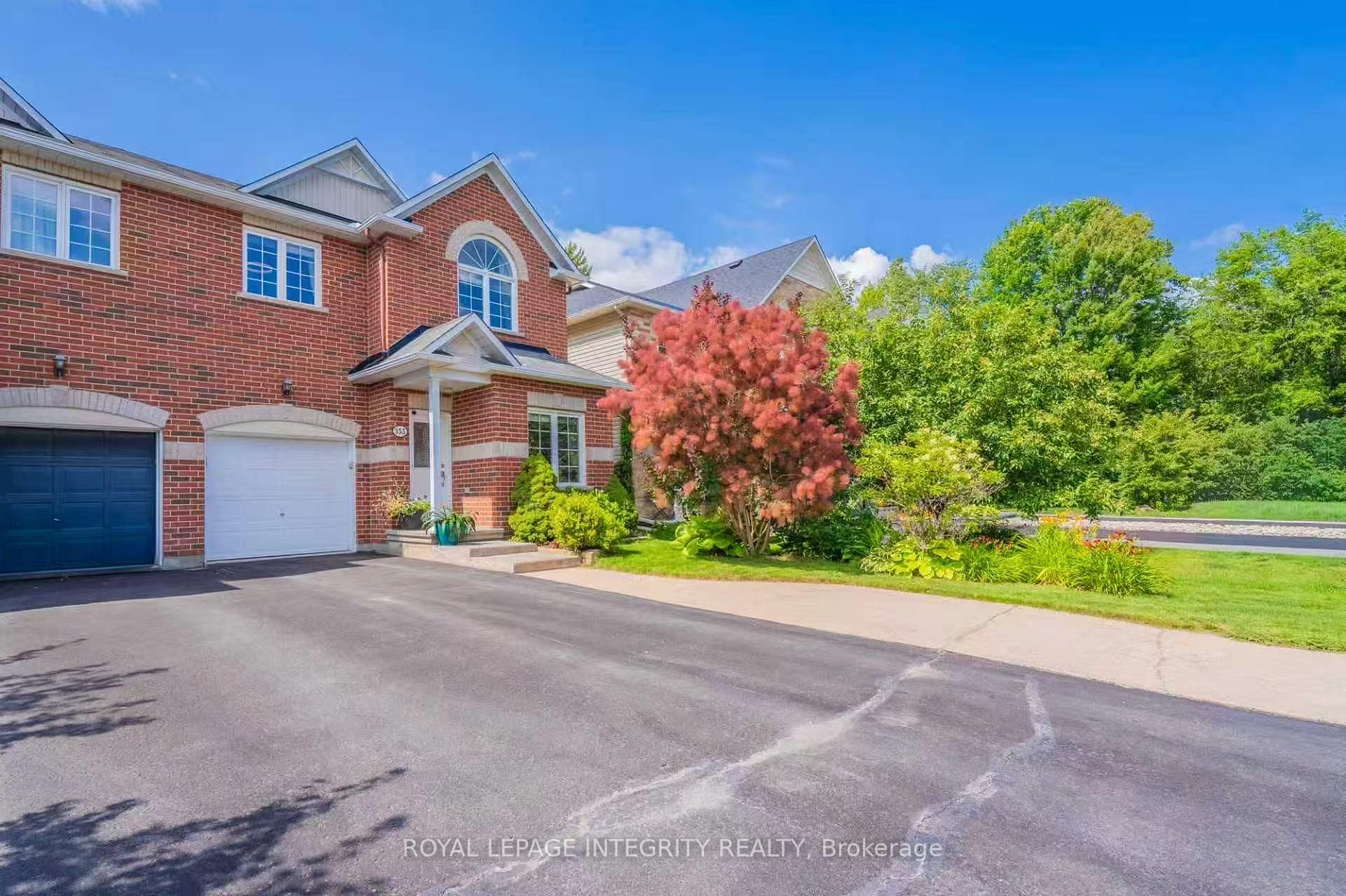Photo 2 of 355 Celtic Ridge Crescent, Ottawa, Kanata - Morgan's Grant/South March — HOMEH
