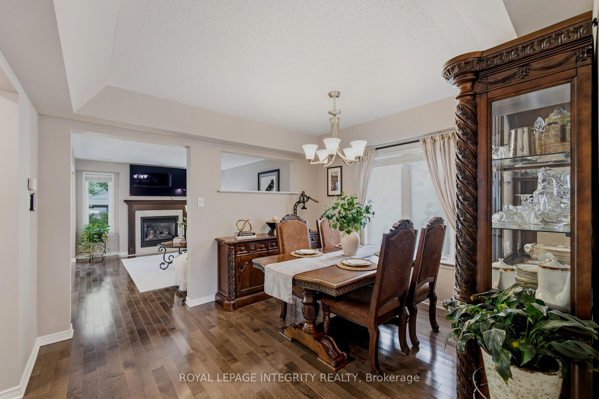 Photo 10 of 355 Celtic Ridge Crescent, Ottawa, Kanata - Morgan's Grant/South March — HOMEH