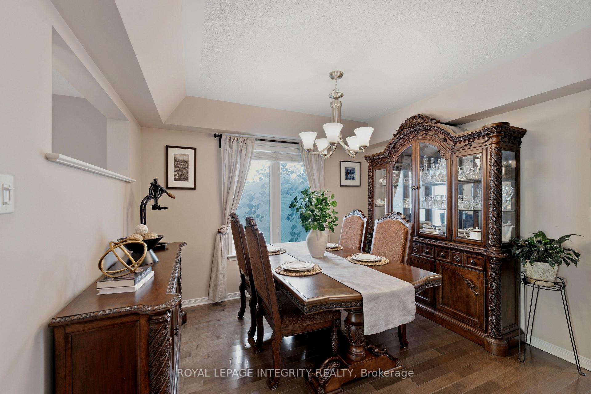Photo 11 of 355 Celtic Ridge Crescent, Ottawa, Kanata - Morgan's Grant/South March — HOMEH