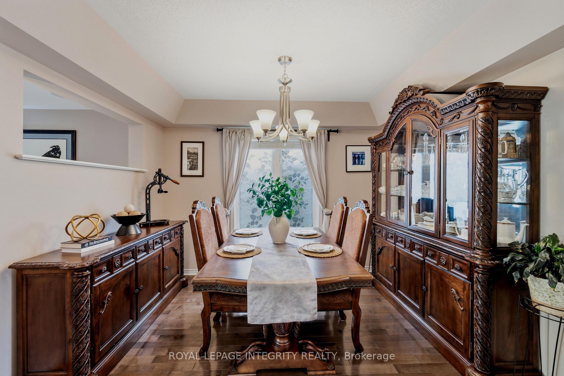 Photo 12 of 355 Celtic Ridge Crescent, Ottawa, Kanata - Morgan's Grant/South March — HOMEH