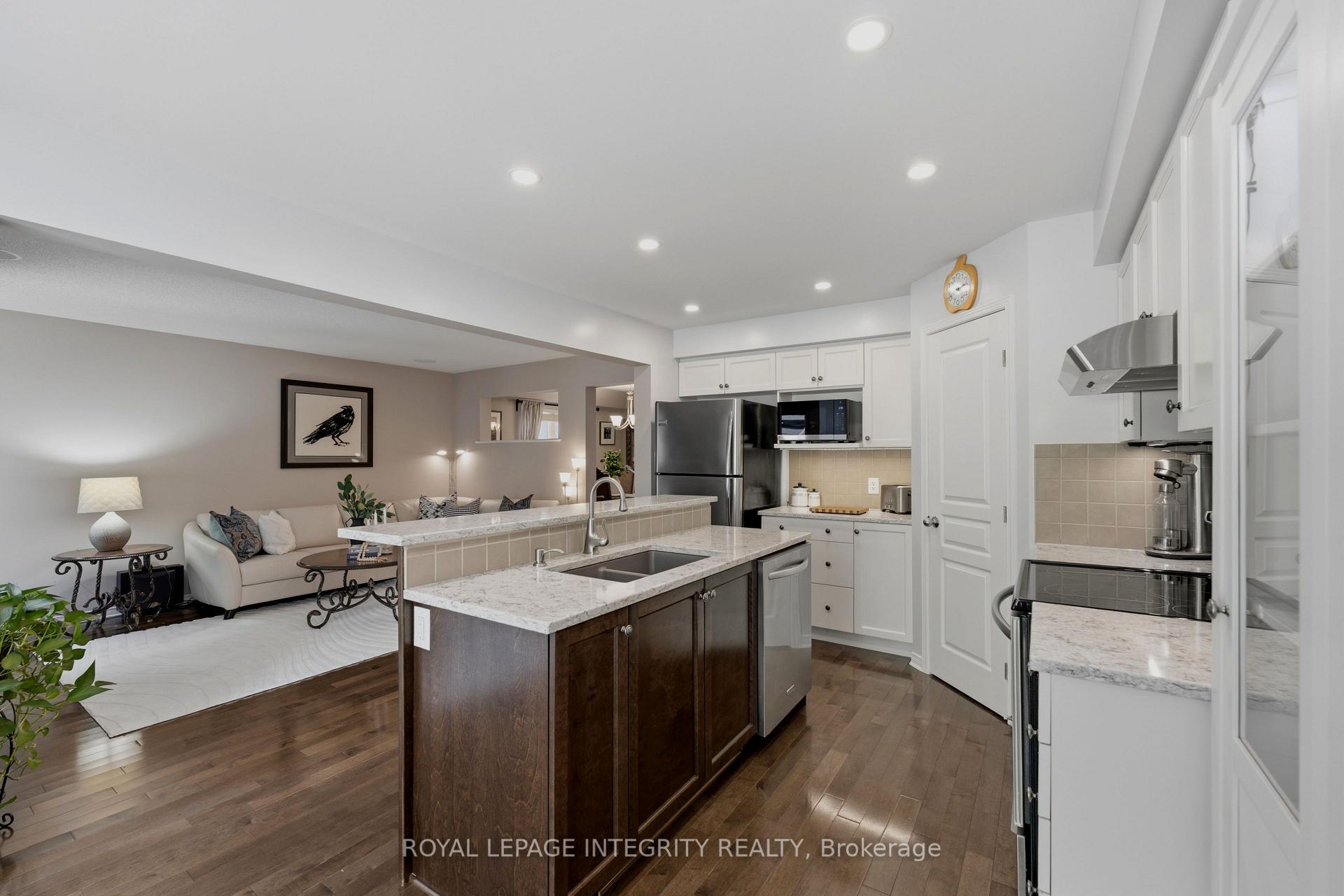 Photo 18 of 355 Celtic Ridge Crescent, Ottawa, Kanata - Morgan's Grant/South March — HOMEH