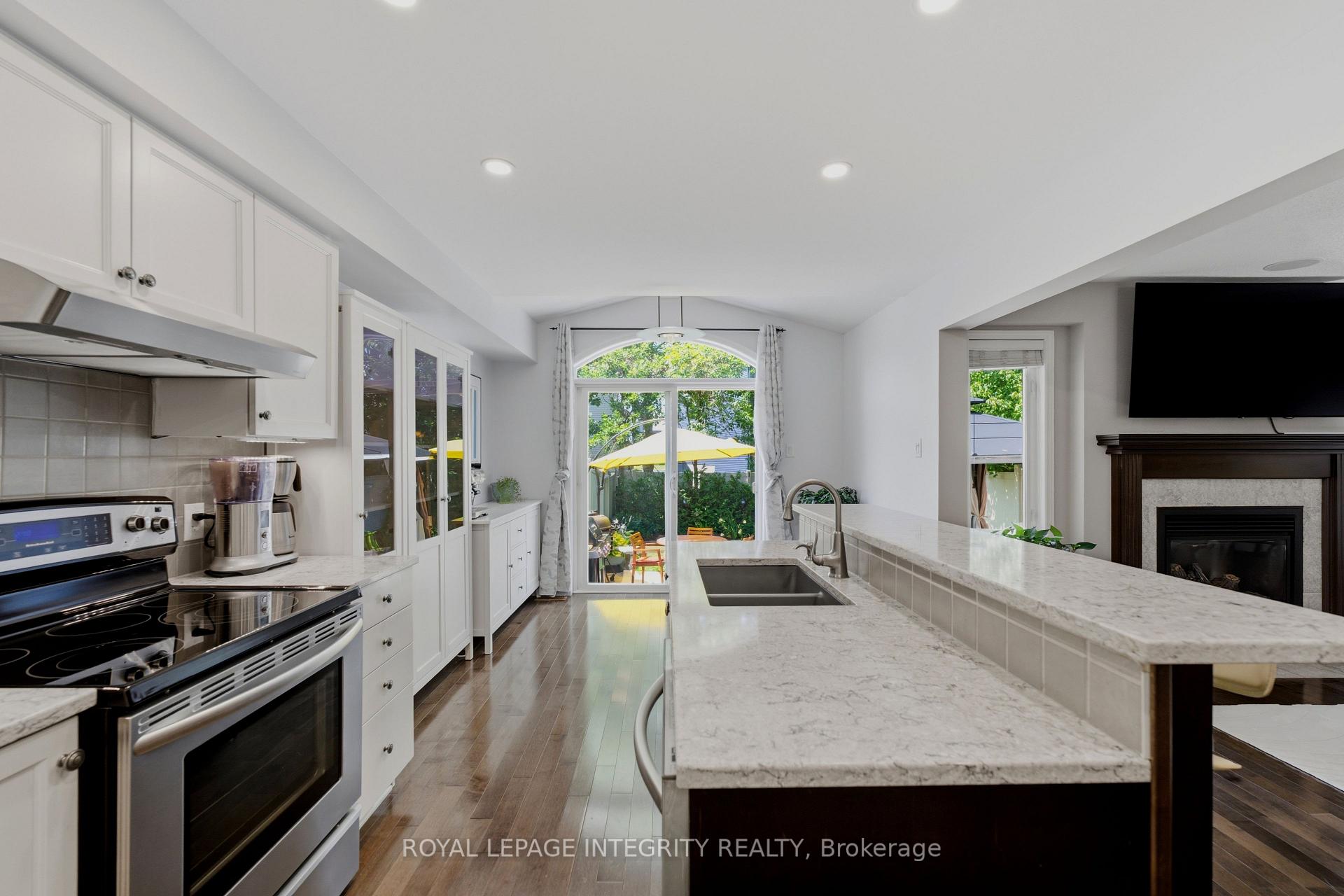 Photo 23 of 355 Celtic Ridge Crescent, Ottawa, Kanata - Morgan's Grant/South March — HOMEH