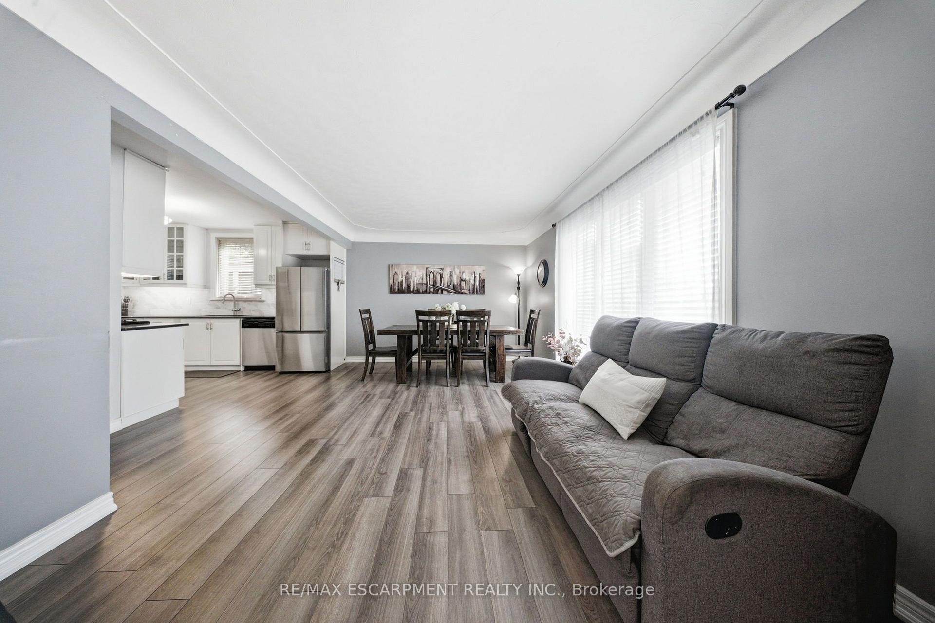 Photo 5 of 203 West 31ST Street, Hamilton, Westcliffe — HOMEH