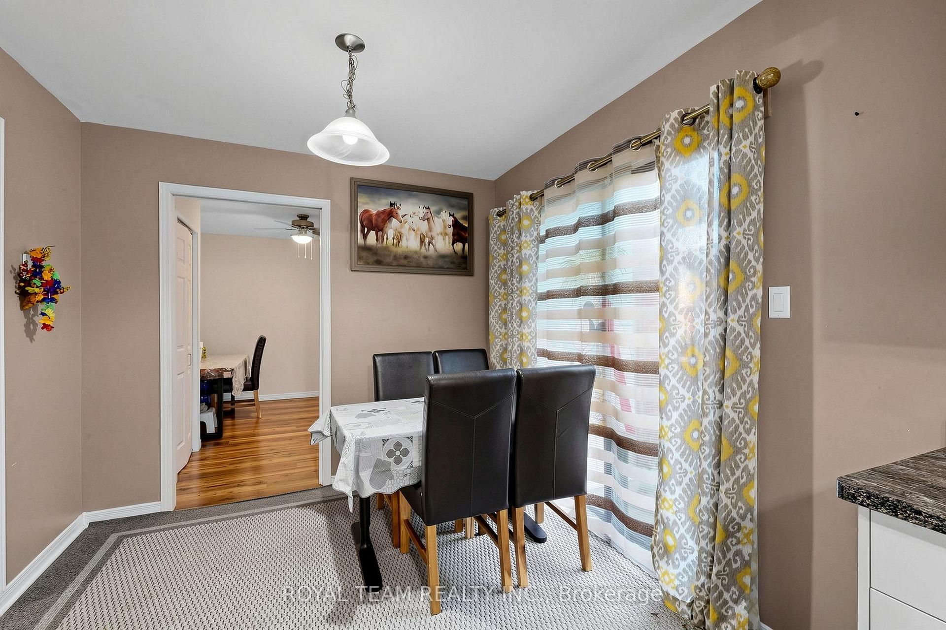 Photo 6 of 28 Ailsa Drive, Georgina, Keswick North — HOMEH