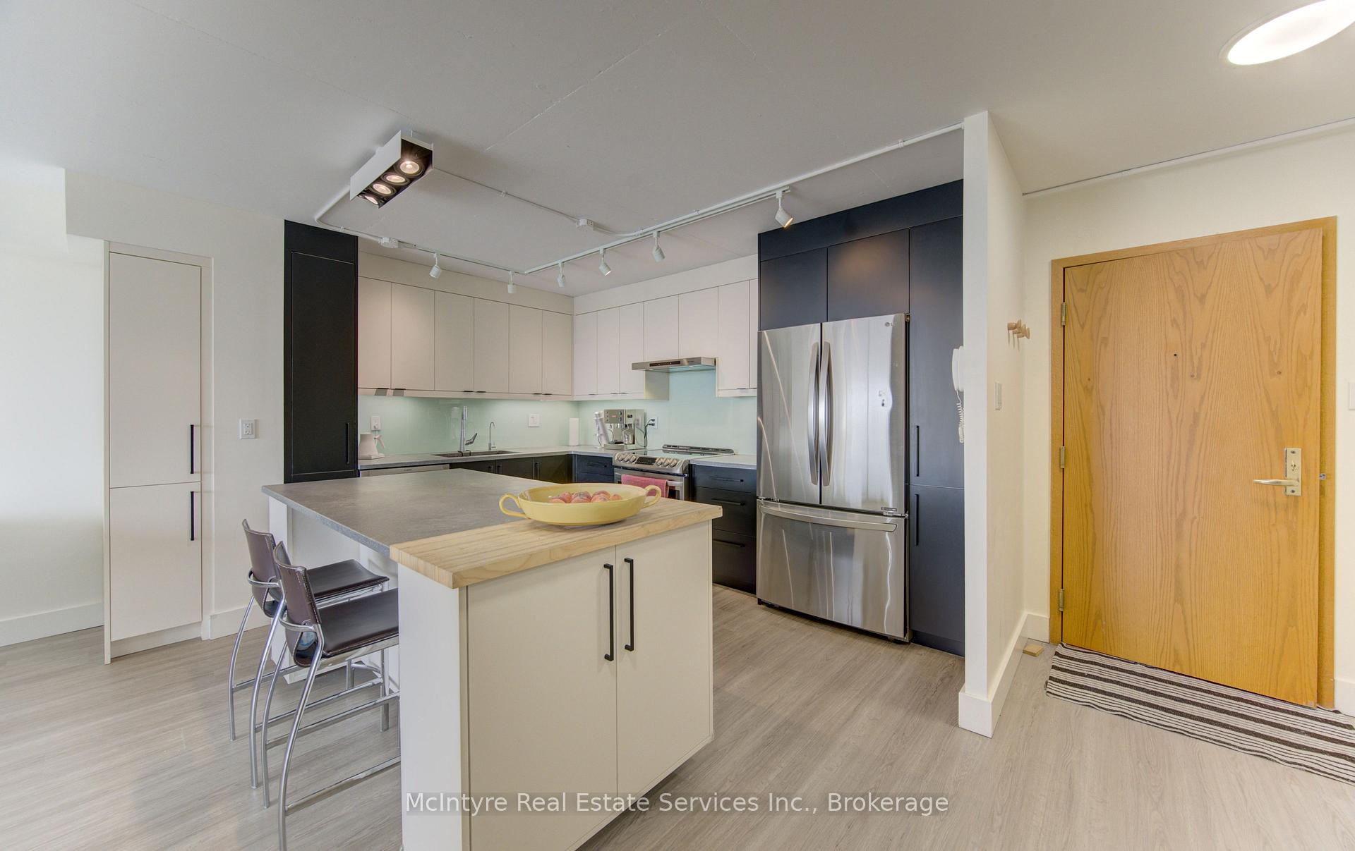 Photo 9 of Unit 1503, 6 Willow Street, Waterloo, Uptown Waterloo/North Ward — HOMEH