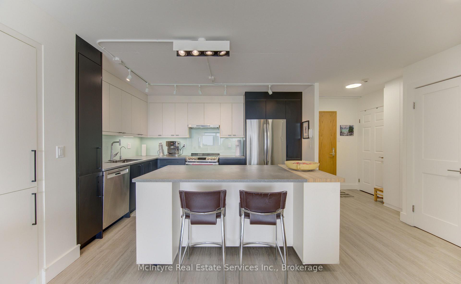 Photo 10 of Unit 1503, 6 Willow Street, Waterloo, Uptown Waterloo/North Ward — HOMEH