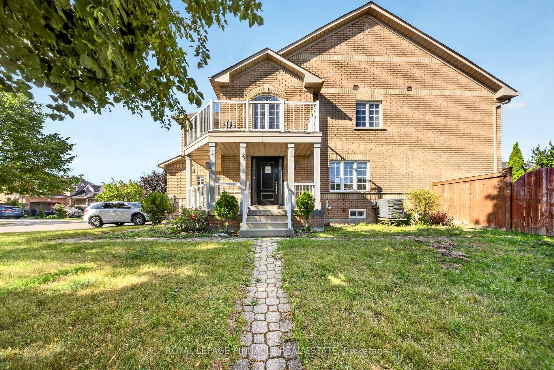 Photo 5 of 23 Prince Crescent, Brampton, Northwest Sandalwood Parkway — HOMEH