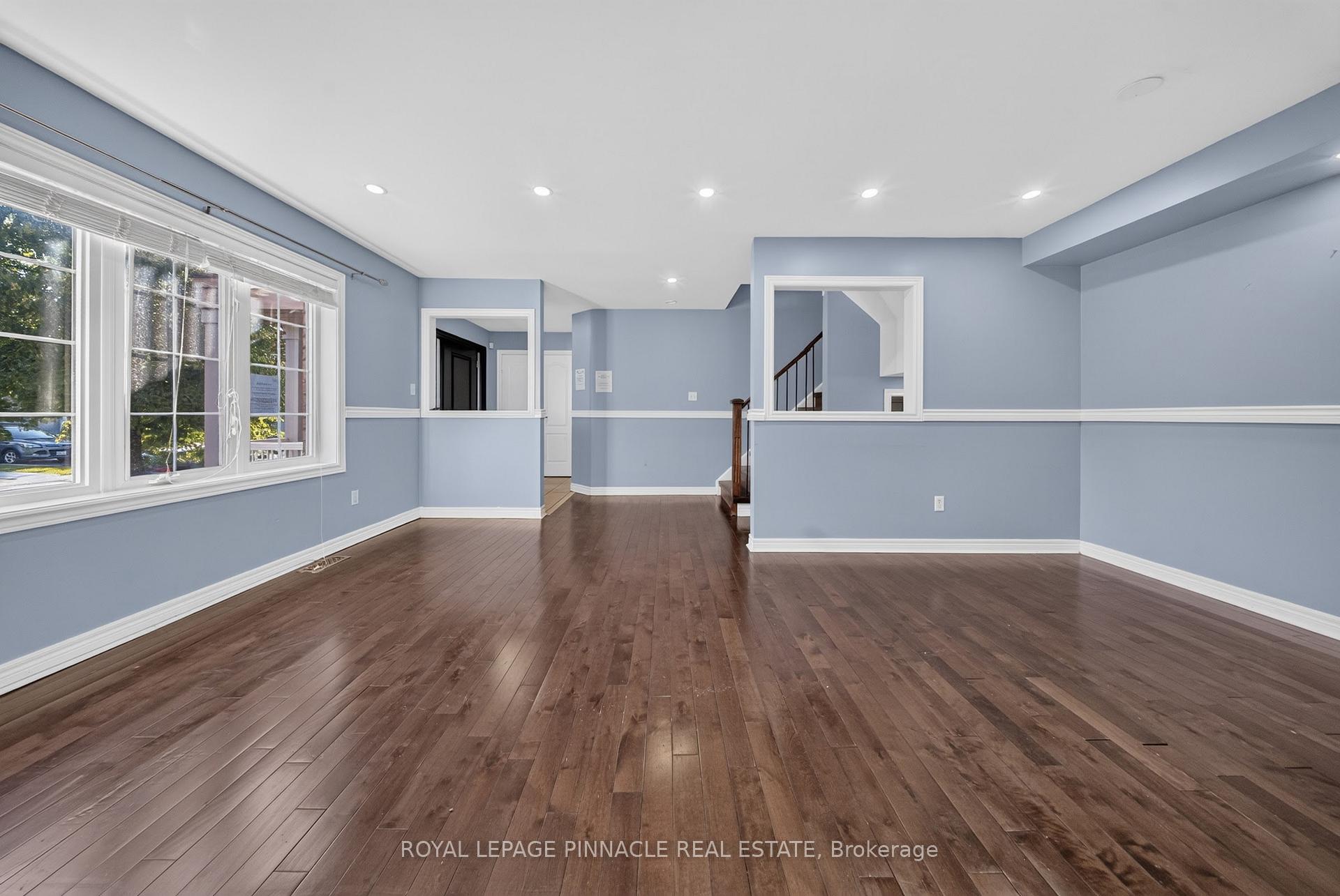 Photo 11 of 23 Prince Crescent, Brampton, Northwest Sandalwood Parkway — HOMEH