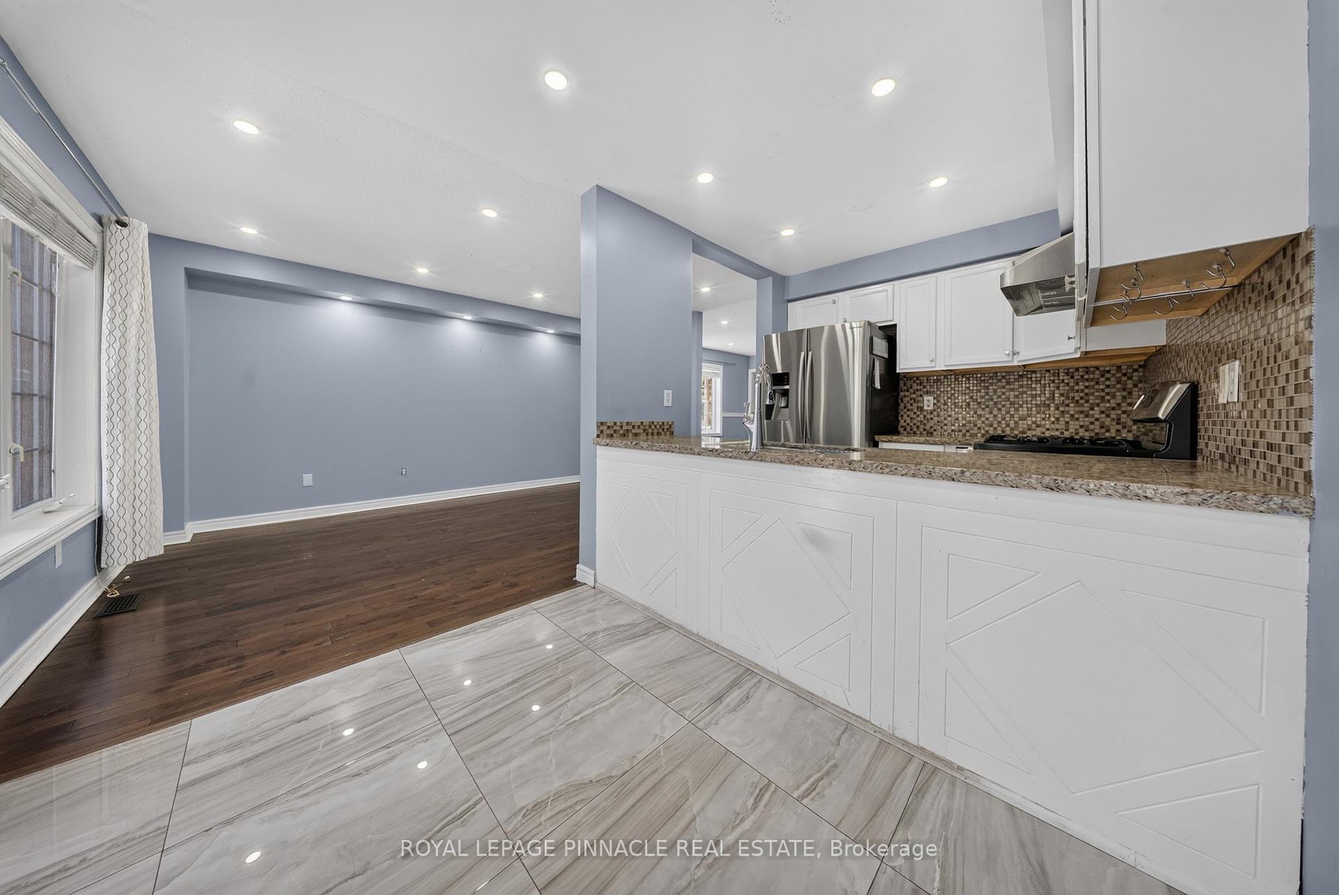 Photo 14 of 23 Prince Crescent, Brampton, Northwest Sandalwood Parkway — HOMEH