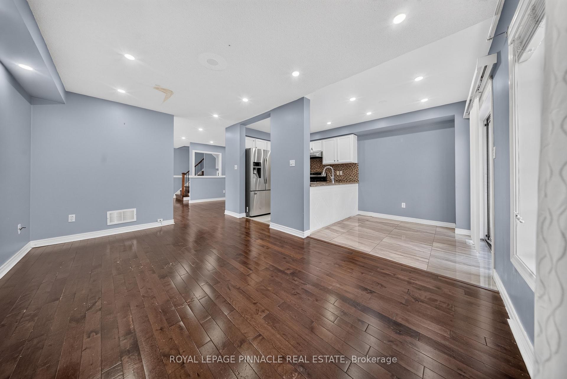 Photo 15 of 23 Prince Crescent, Brampton, Northwest Sandalwood Parkway — HOMEH