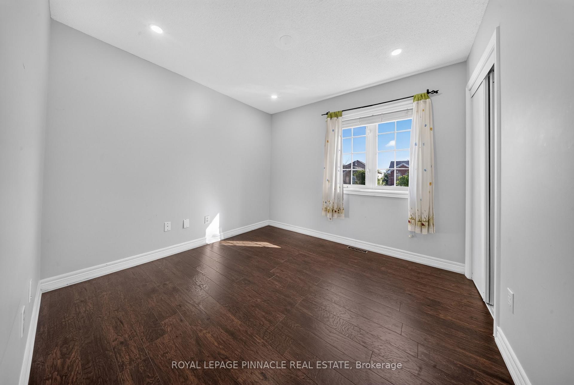 Photo 30 of 23 Prince Crescent, Brampton, Northwest Sandalwood Parkway — HOMEH