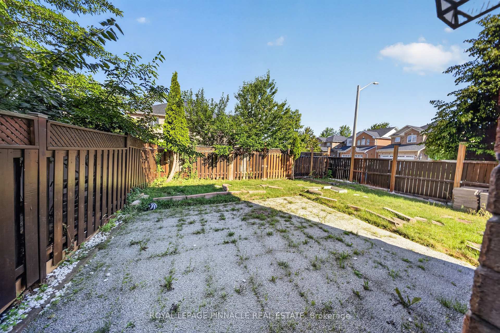 Photo 49 of 23 Prince Crescent, Brampton, Northwest Sandalwood Parkway — HOMEH