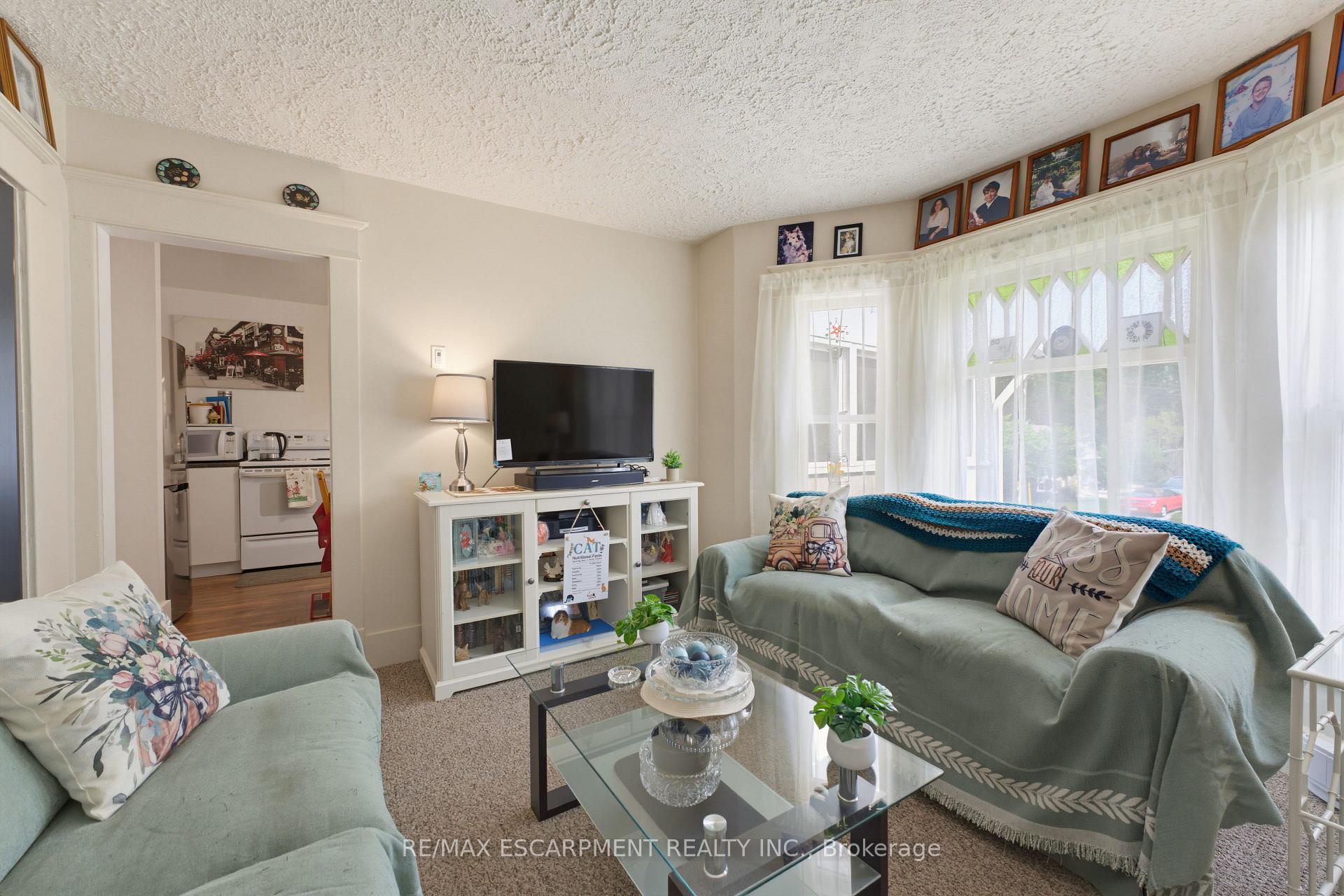 Photo 6 of 19 First Avenue, Norfolk, Port Dover — HOMEH