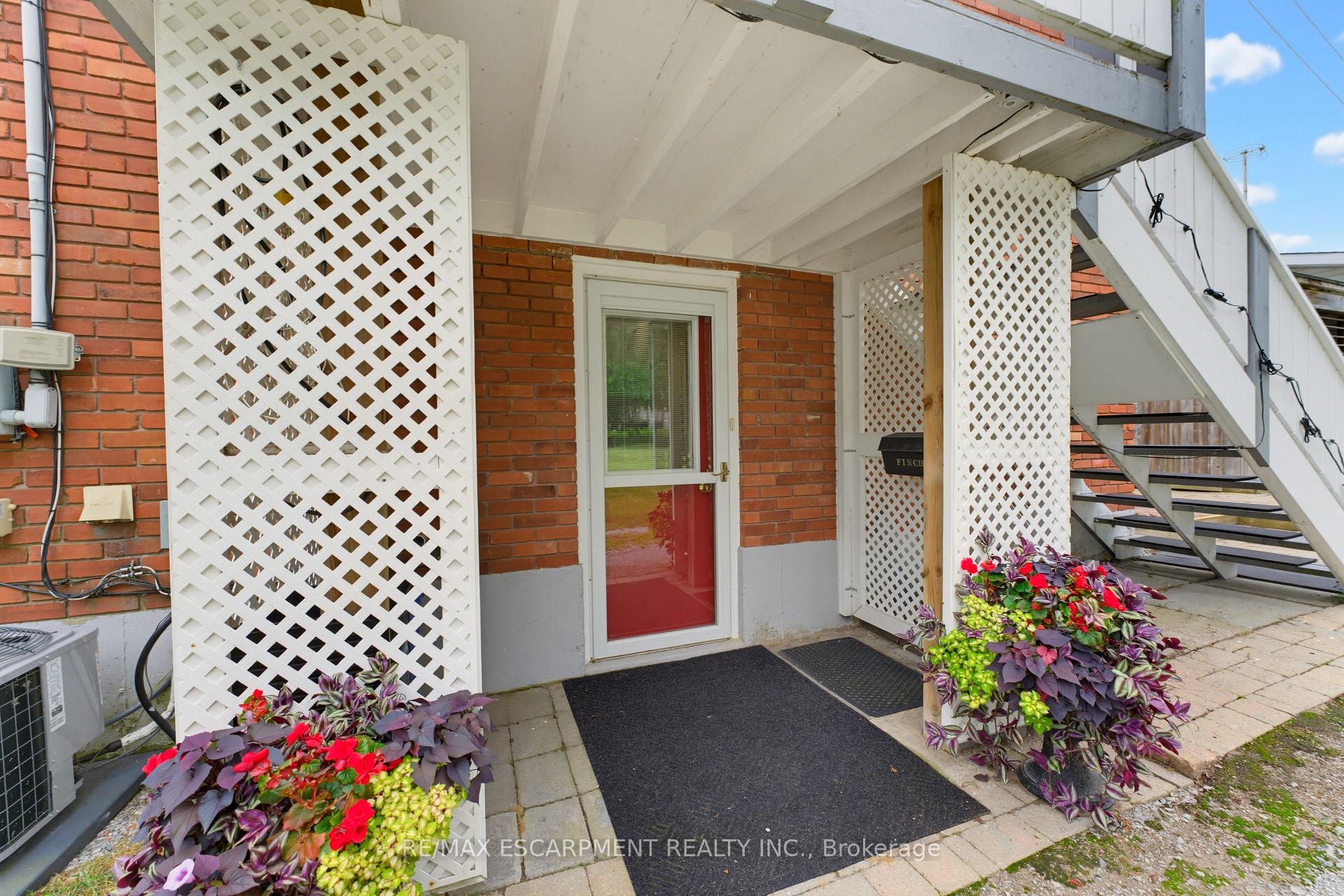 Photo 21 of 19 First Avenue, Norfolk, Port Dover — HOMEH