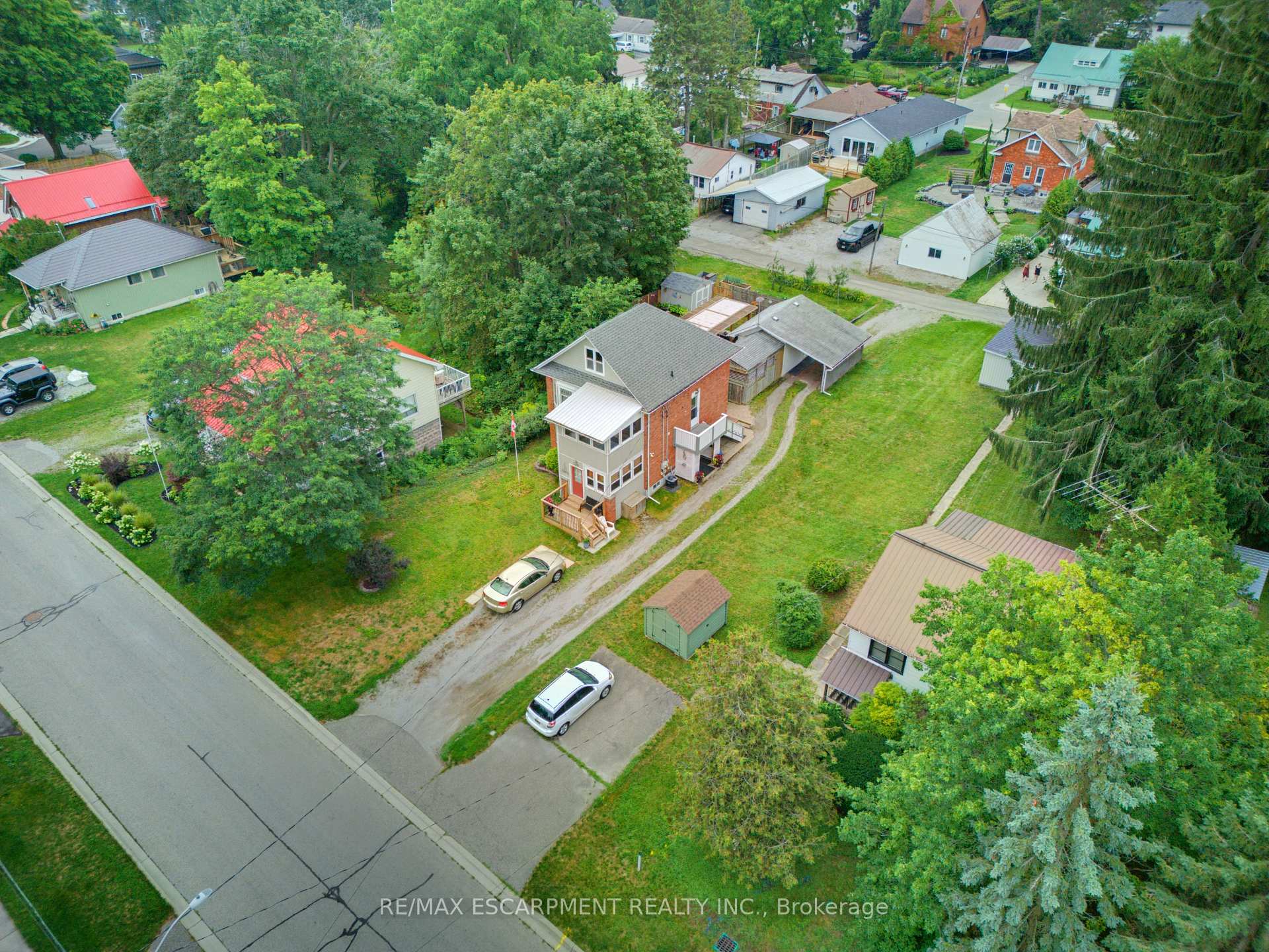 Photo 26 of 19 First Avenue, Norfolk, Port Dover — HOMEH