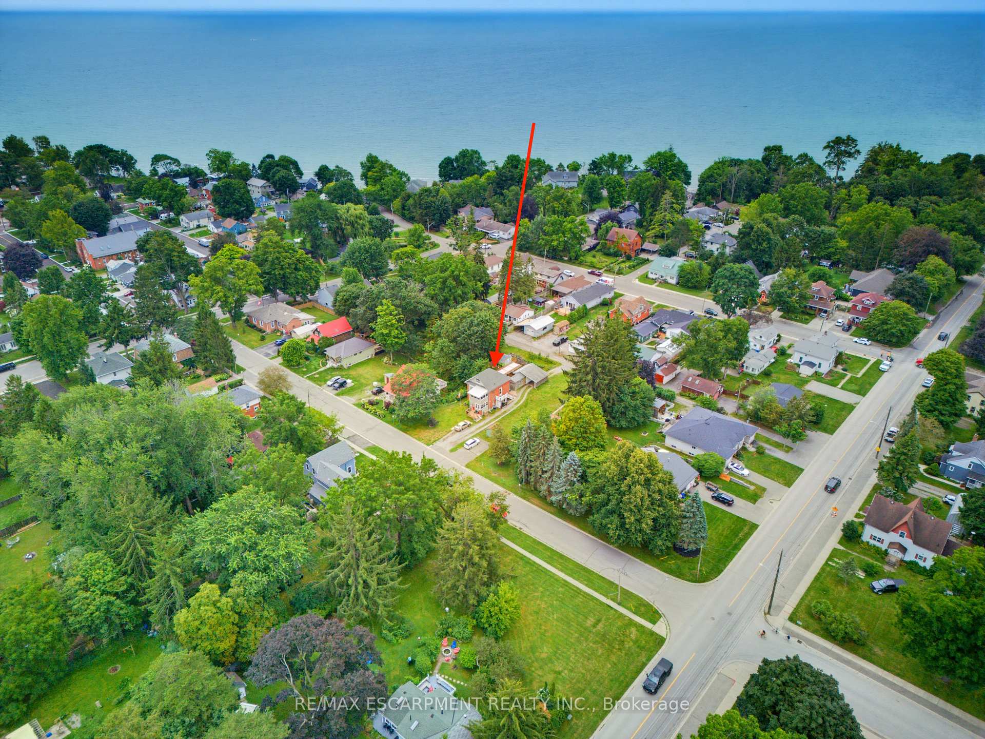 Photo 30 of 19 First Avenue, Norfolk, Port Dover — HOMEH