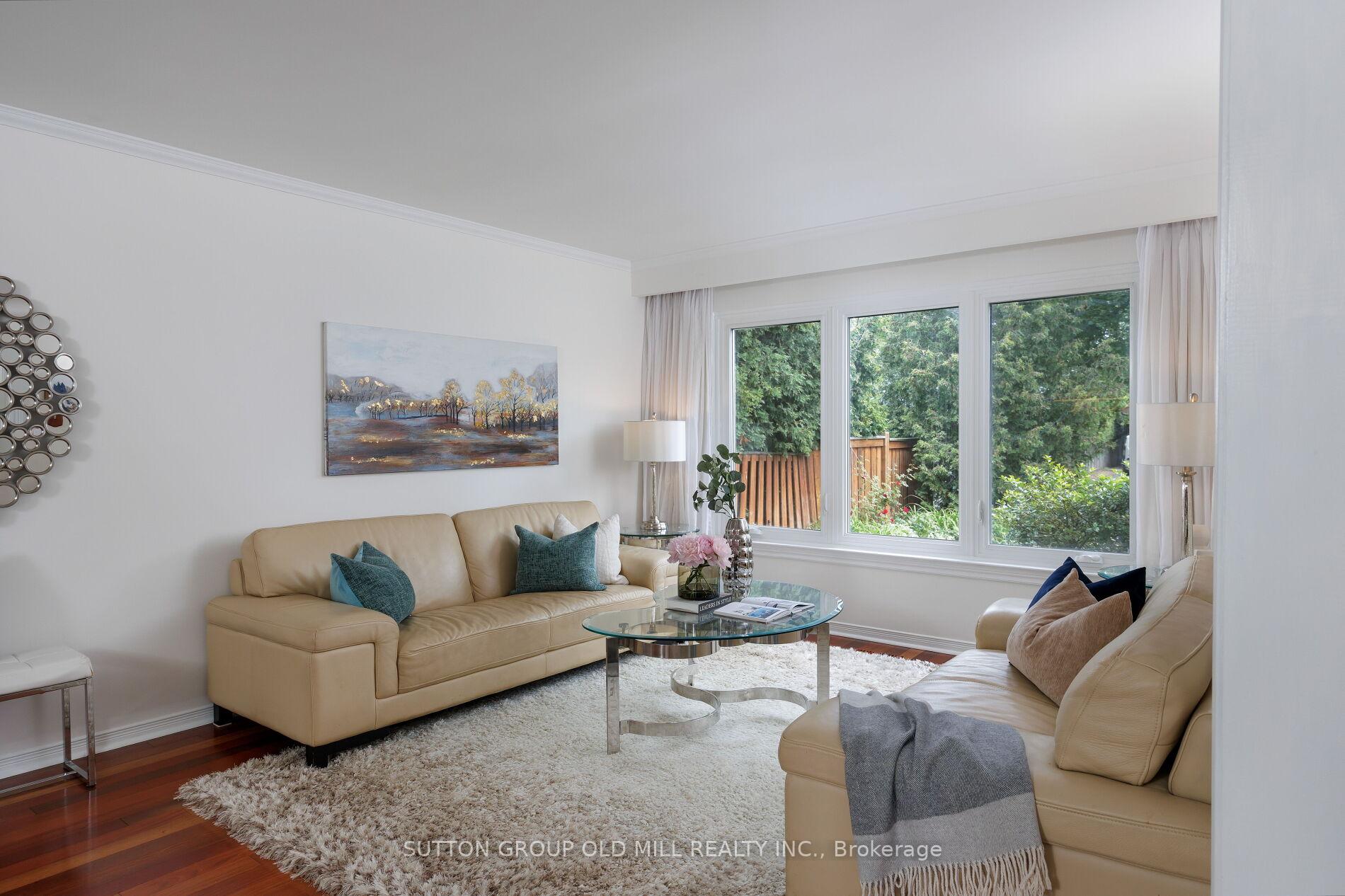 Photo 6 of 853 Kowal Drive, Mississauga, Lorne Park — HOMEH