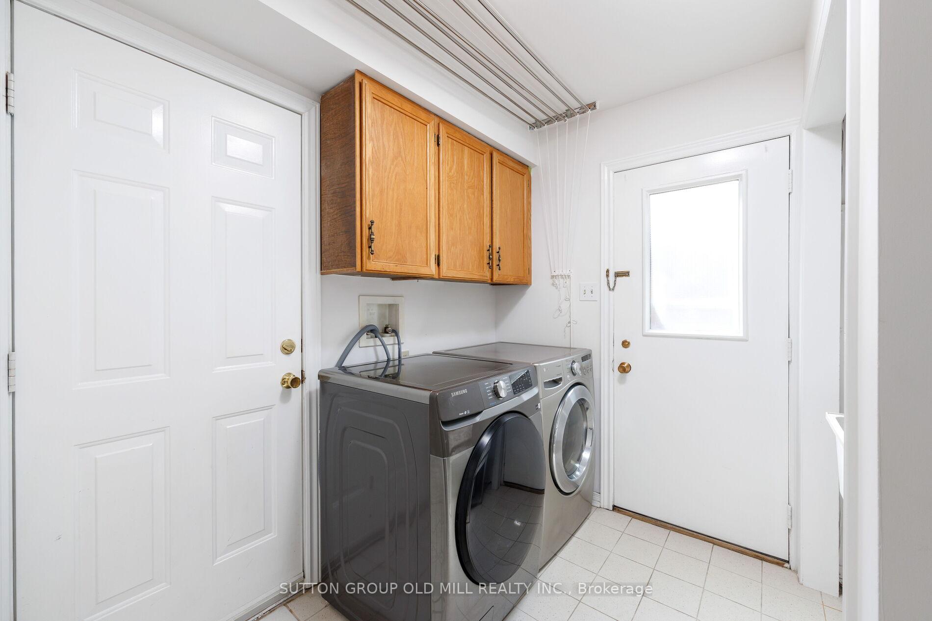 Photo 21 of 853 Kowal Drive, Mississauga, Lorne Park — HOMEH