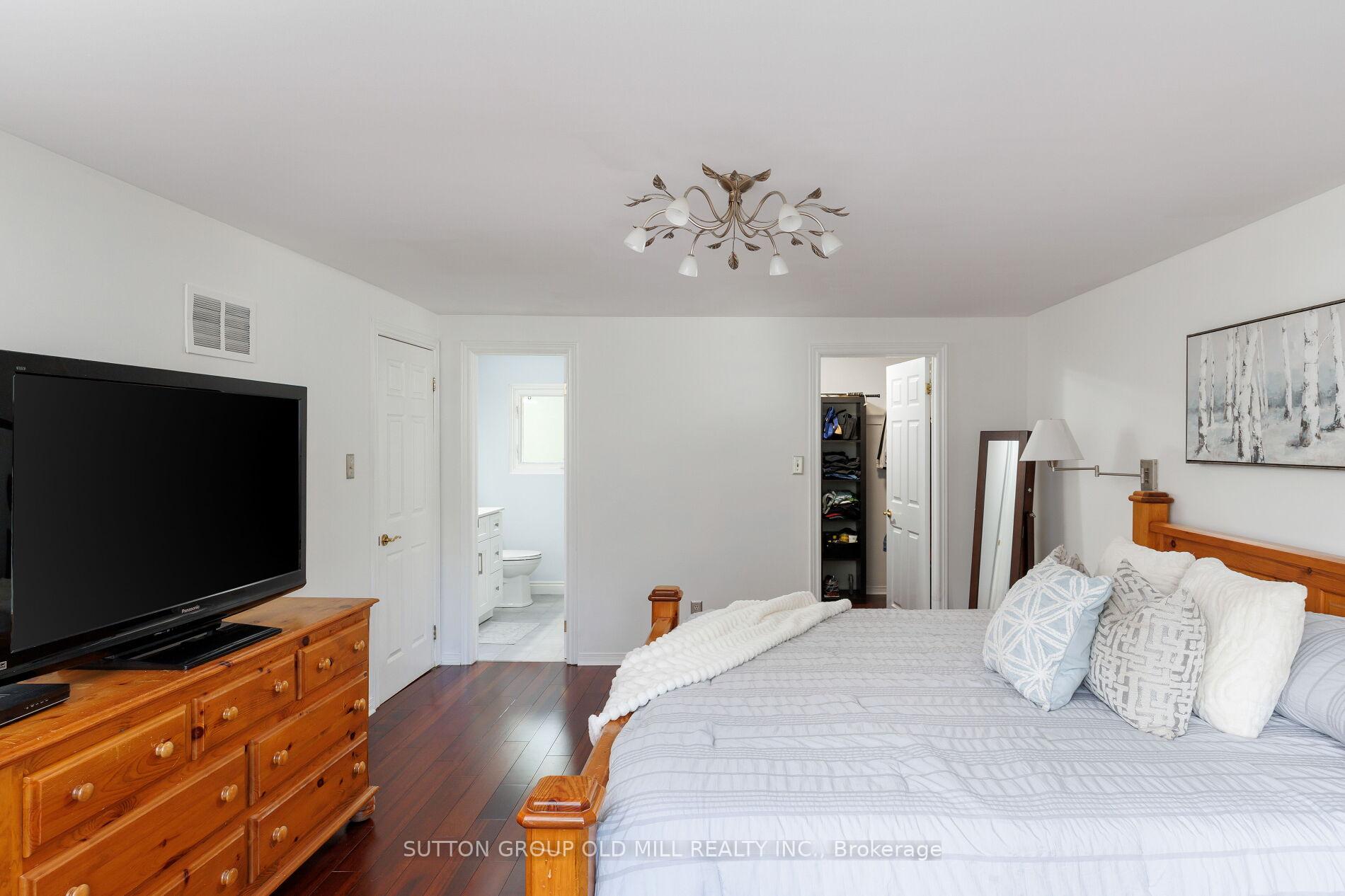 Photo 26 of 853 Kowal Drive, Mississauga, Lorne Park — HOMEH