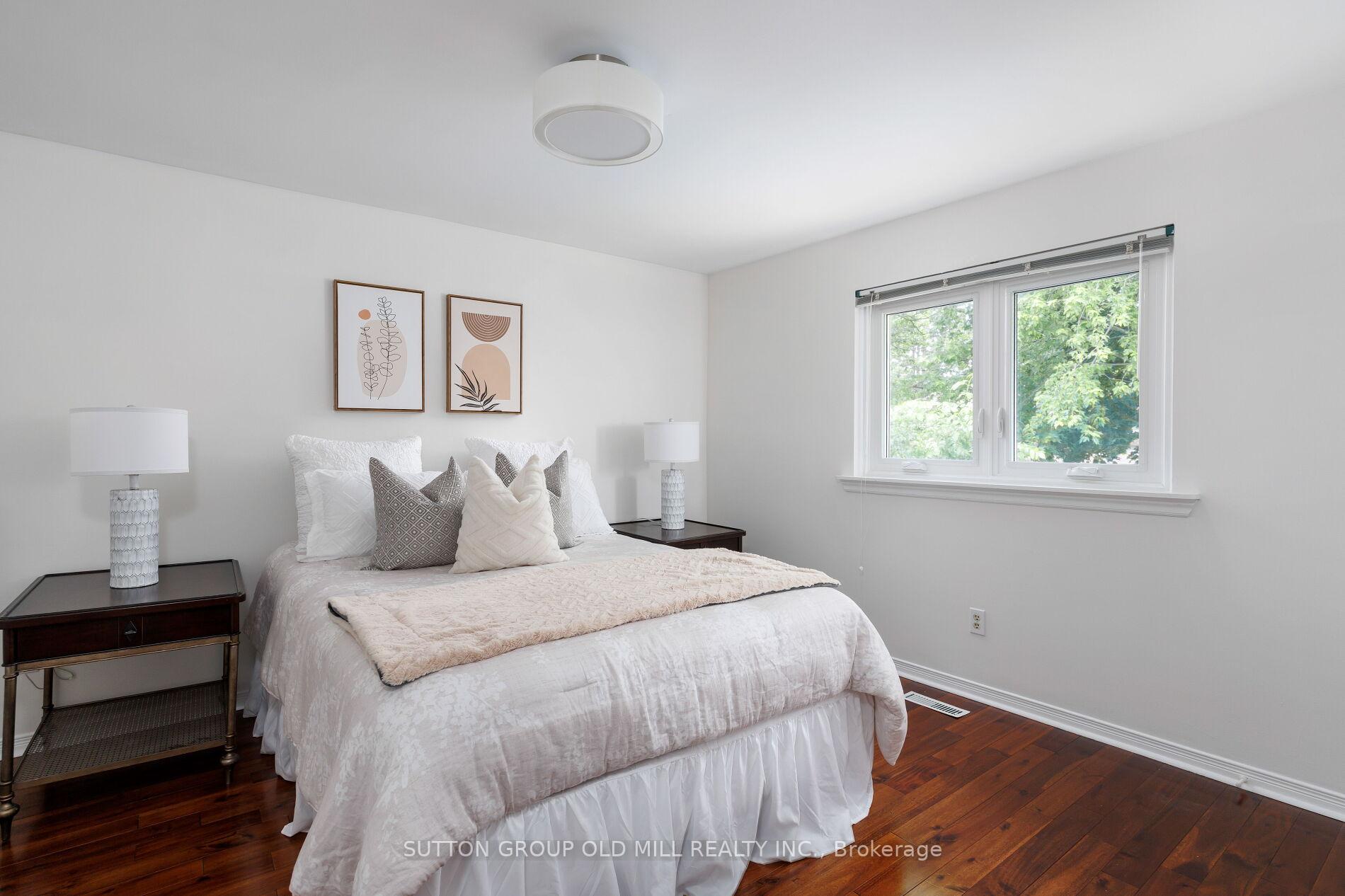 Photo 30 of 853 Kowal Drive, Mississauga, Lorne Park — HOMEH
