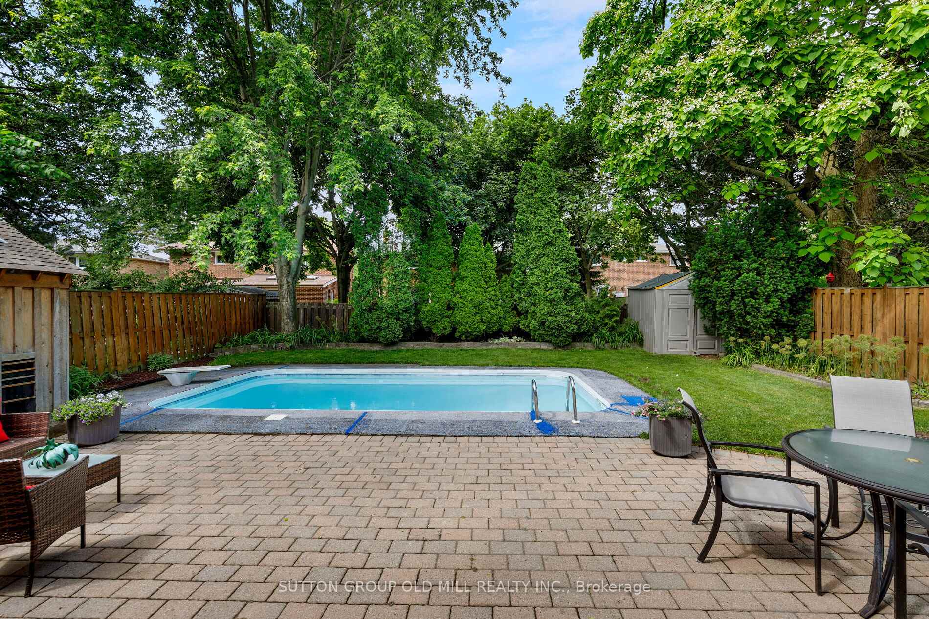 Photo 46 of 853 Kowal Drive, Mississauga, Lorne Park — HOMEH