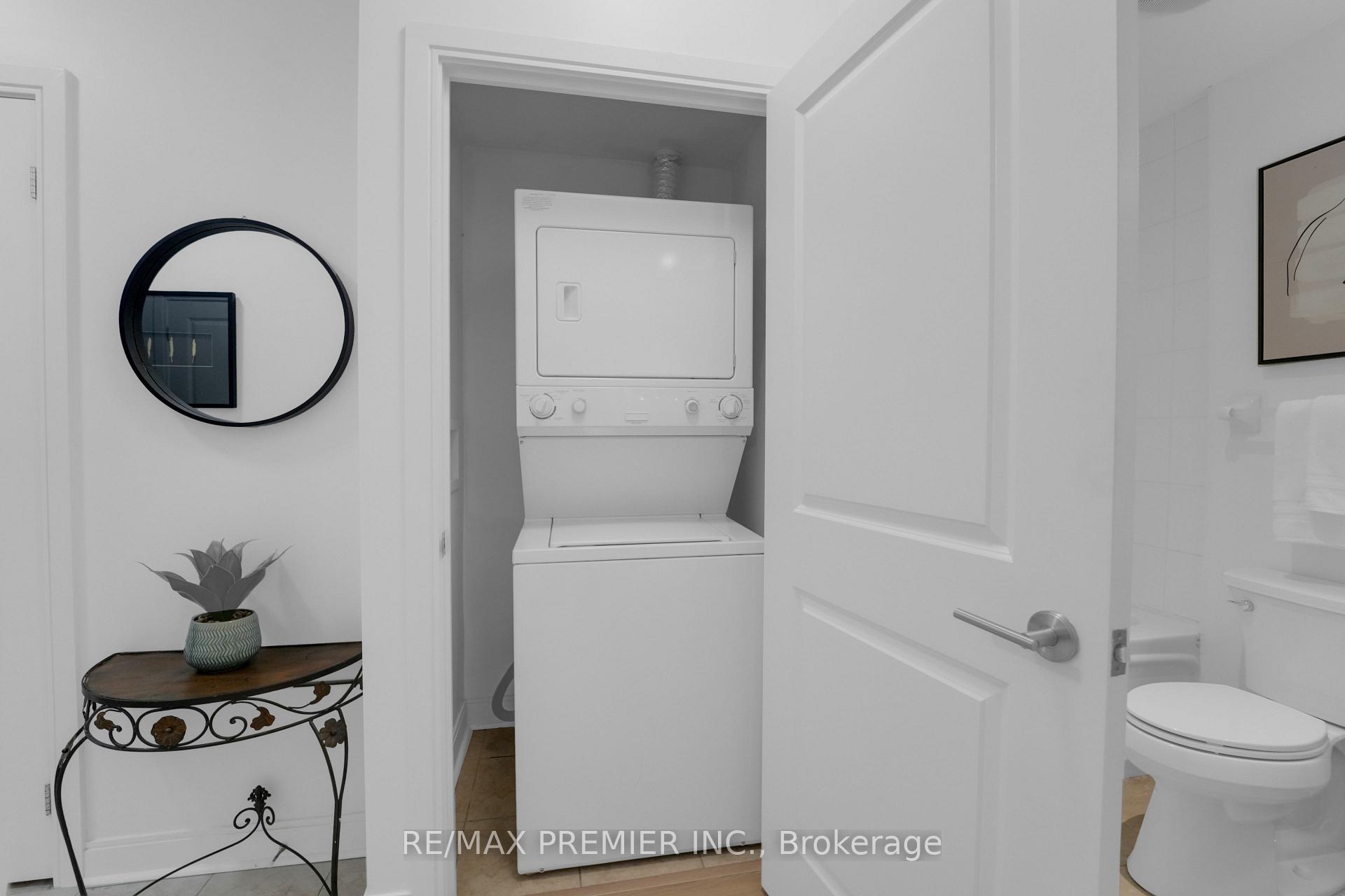 Photo 3 of Unit 310, 18 Yorkville Avenue, Toronto, The Annex — HOMEH