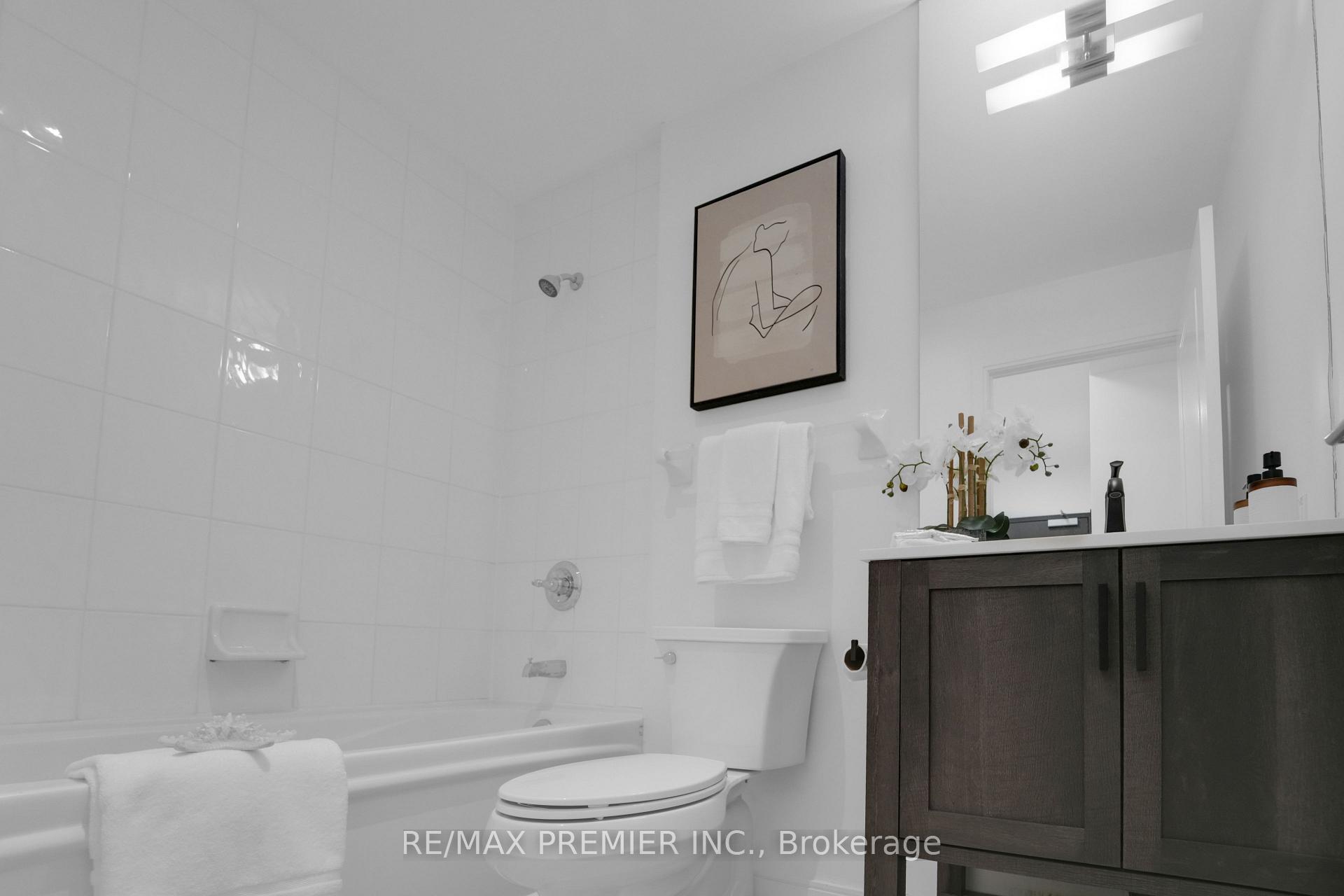 Photo 4 of Unit 310, 18 Yorkville Avenue, Toronto, The Annex — HOMEH