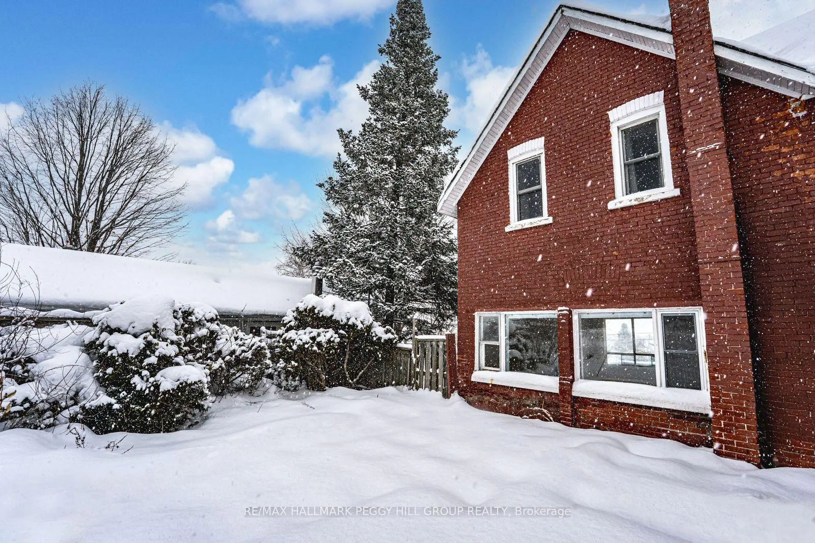 Photo 11 of 86 Sixth Street, Midland — HOMEH