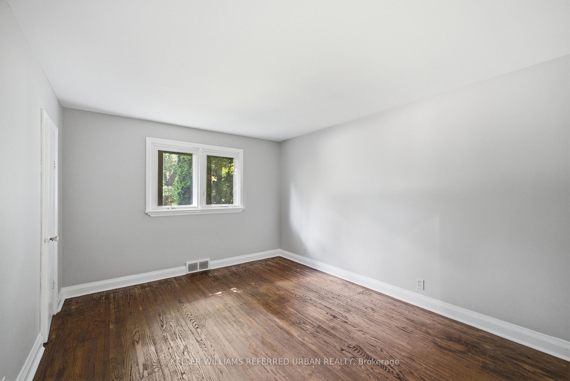 Photo 10 of 40 Brook Road, Cobourg — HOMEH