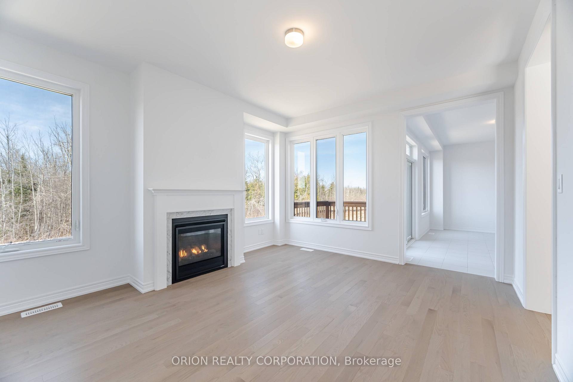 Photo 21 of 122 Thicketwood Avenue, Barrie, Rural Barrie Southeast — HOMEH