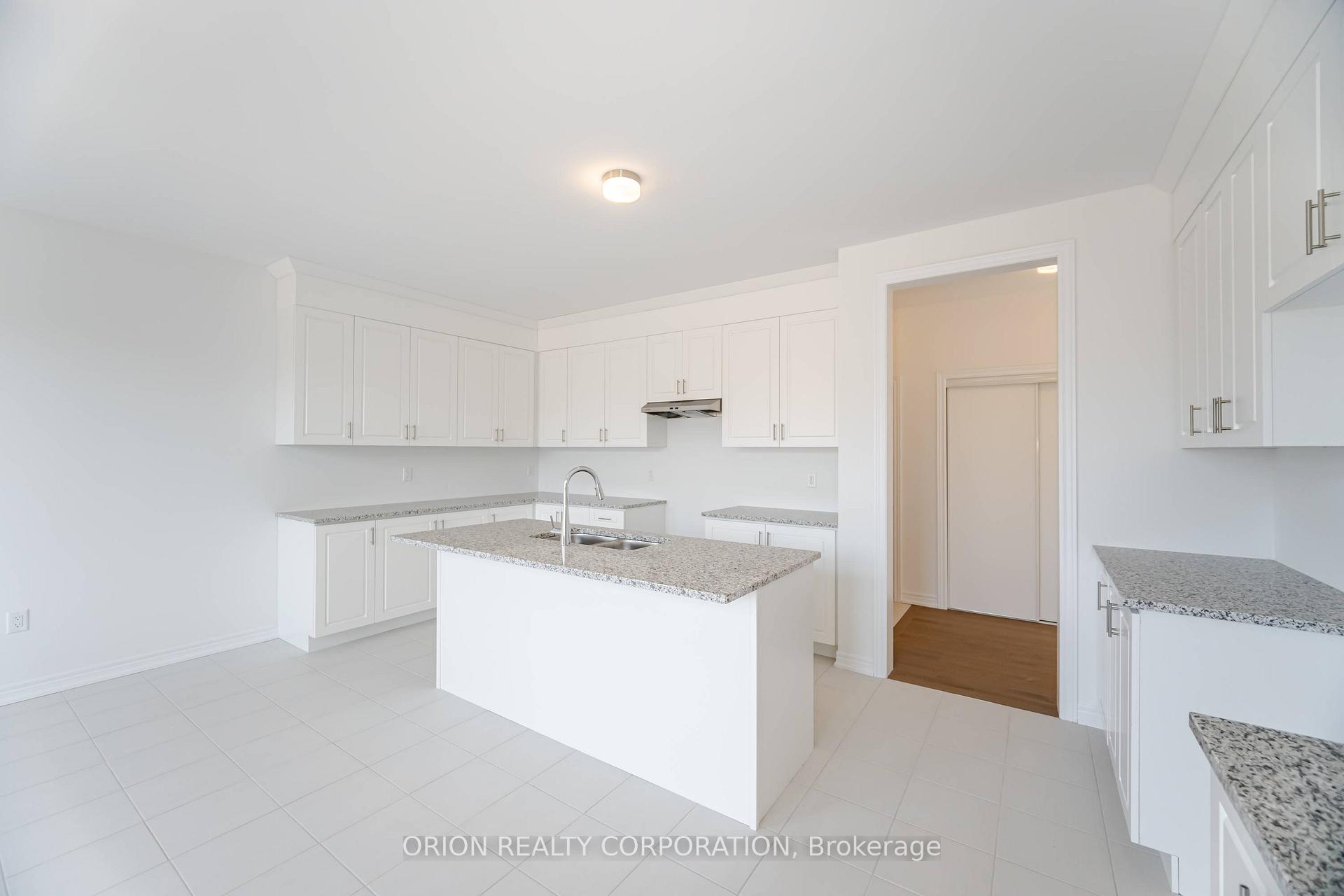 Photo 36 of 122 Thicketwood Avenue, Barrie, Rural Barrie Southeast — HOMEH