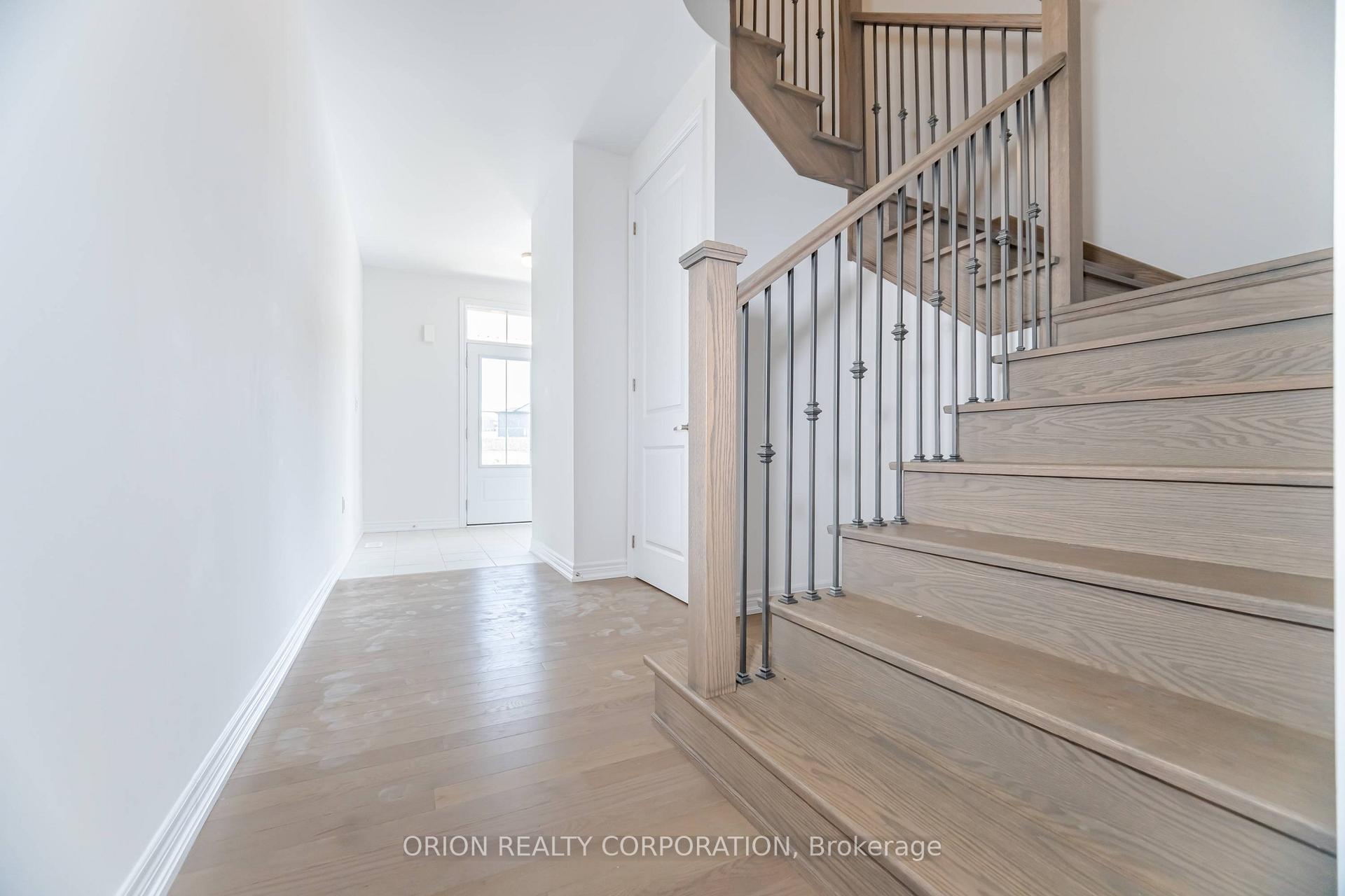 Photo 52 of 122 Thicketwood Avenue, Barrie, Rural Barrie Southeast — HOMEH