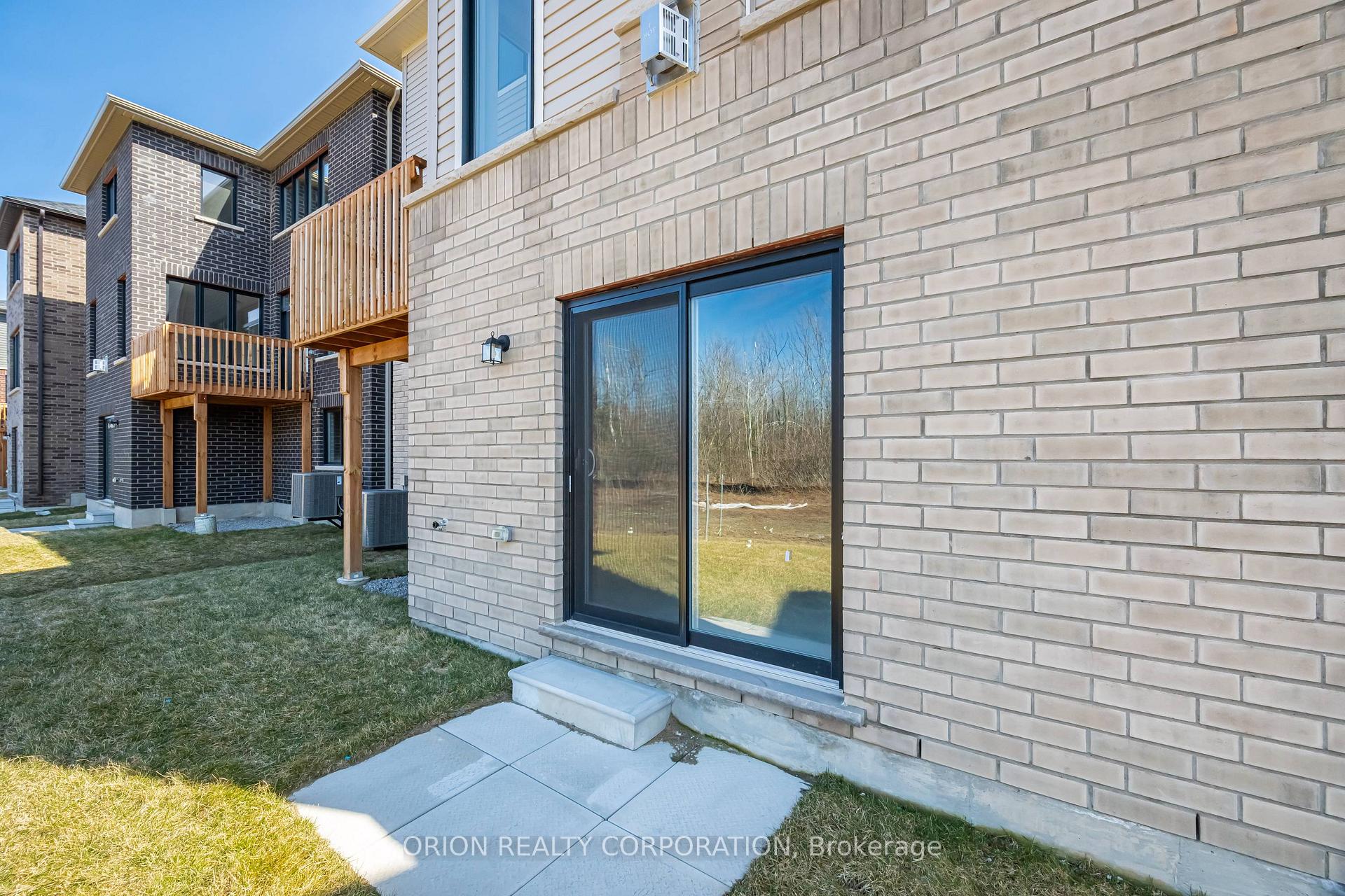 Photo 70 of 122 Thicketwood Avenue, Barrie, Rural Barrie Southeast — HOMEH